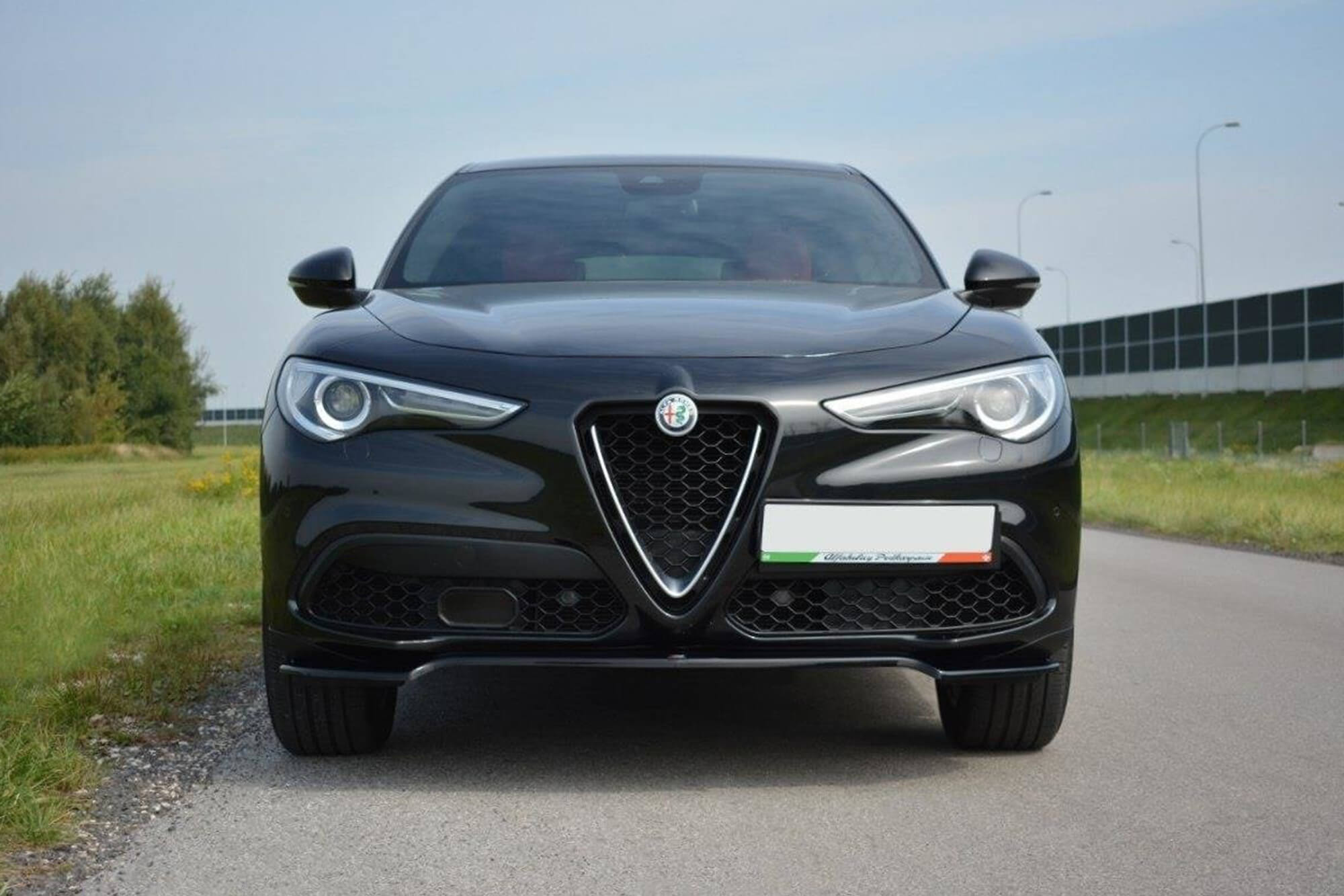 Спојлер  Maxton Design верзија 1 за преден  браник на Alfa Romeo Stelvio по 2016 година, црн мат