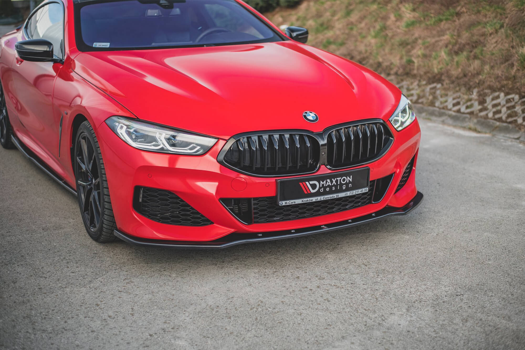 Спојлер  Maxton Design верзија 1 за преден  браник на BMW M850I G15 по 2018 година, боја карбон