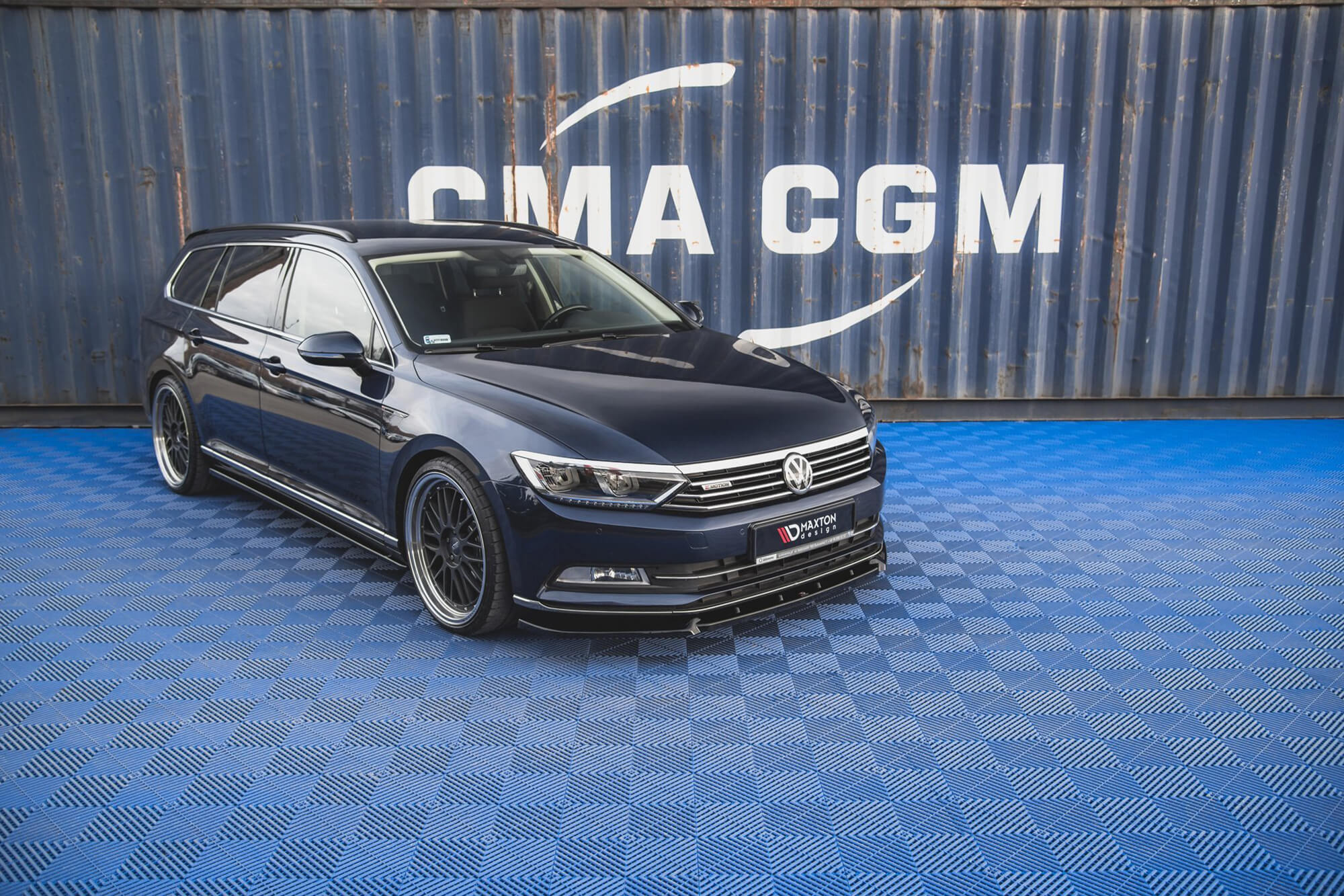 Спојлер  Mаxton Design верзија 2 за стандарден  преден  браник на VW Passat B8 по 2014 година, црн мат