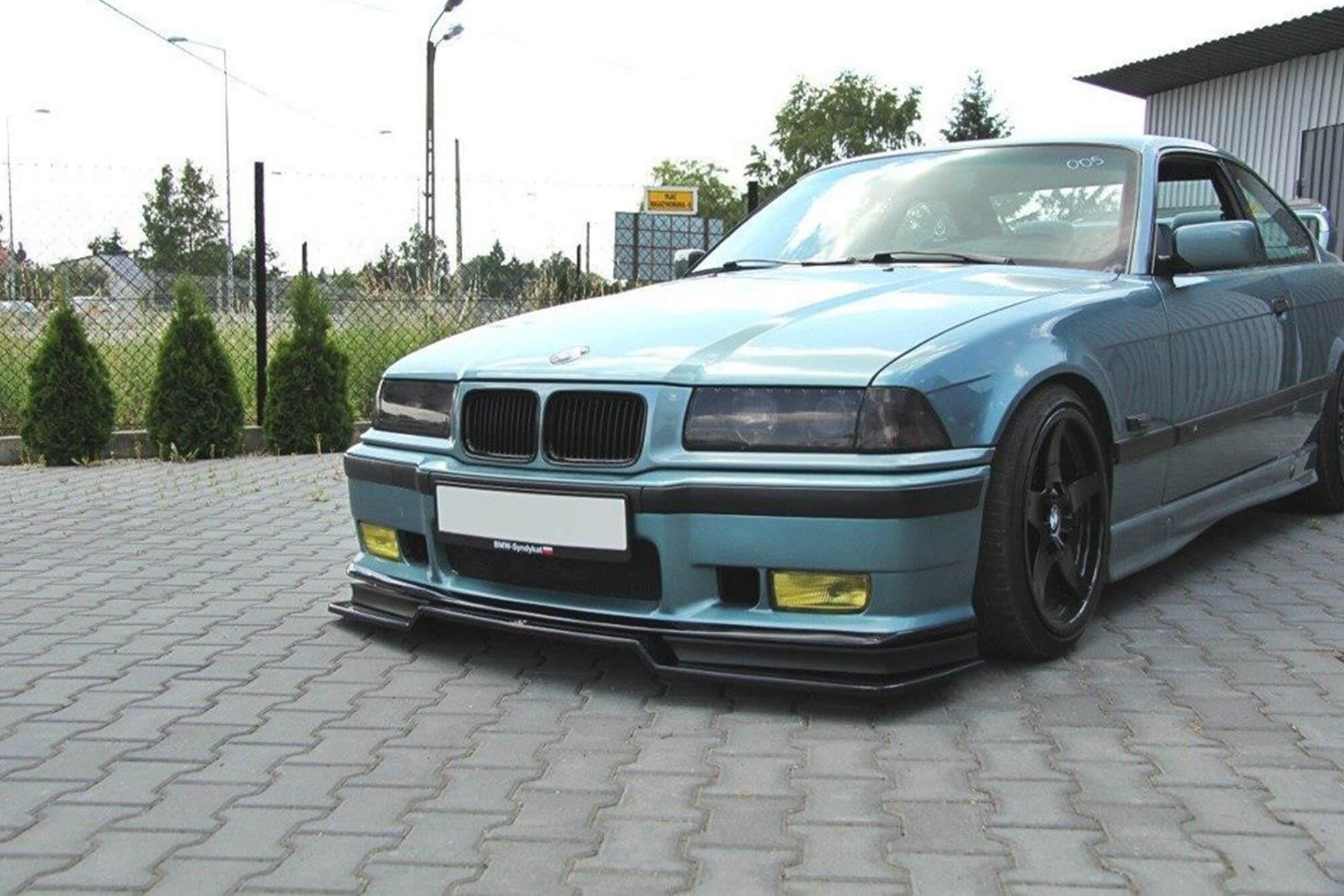 Спојлер  Maxton Design верзија 2 за преден  M3 браник на BMW серија 3 E36 1992-1999, црн мат