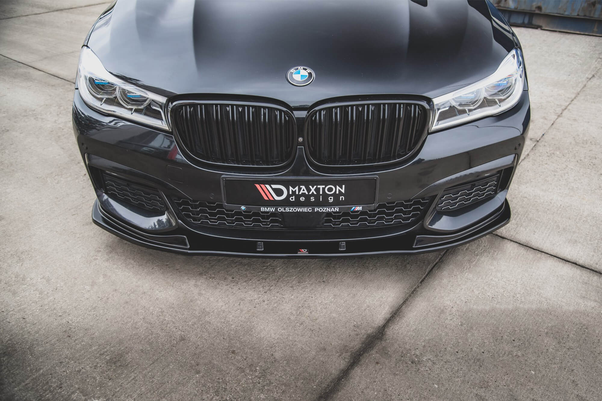 Спојлер  Maxton Design верзија 2 за преден  M-Technik браник на BMW серија 7 G11 2015-2018, црн мат