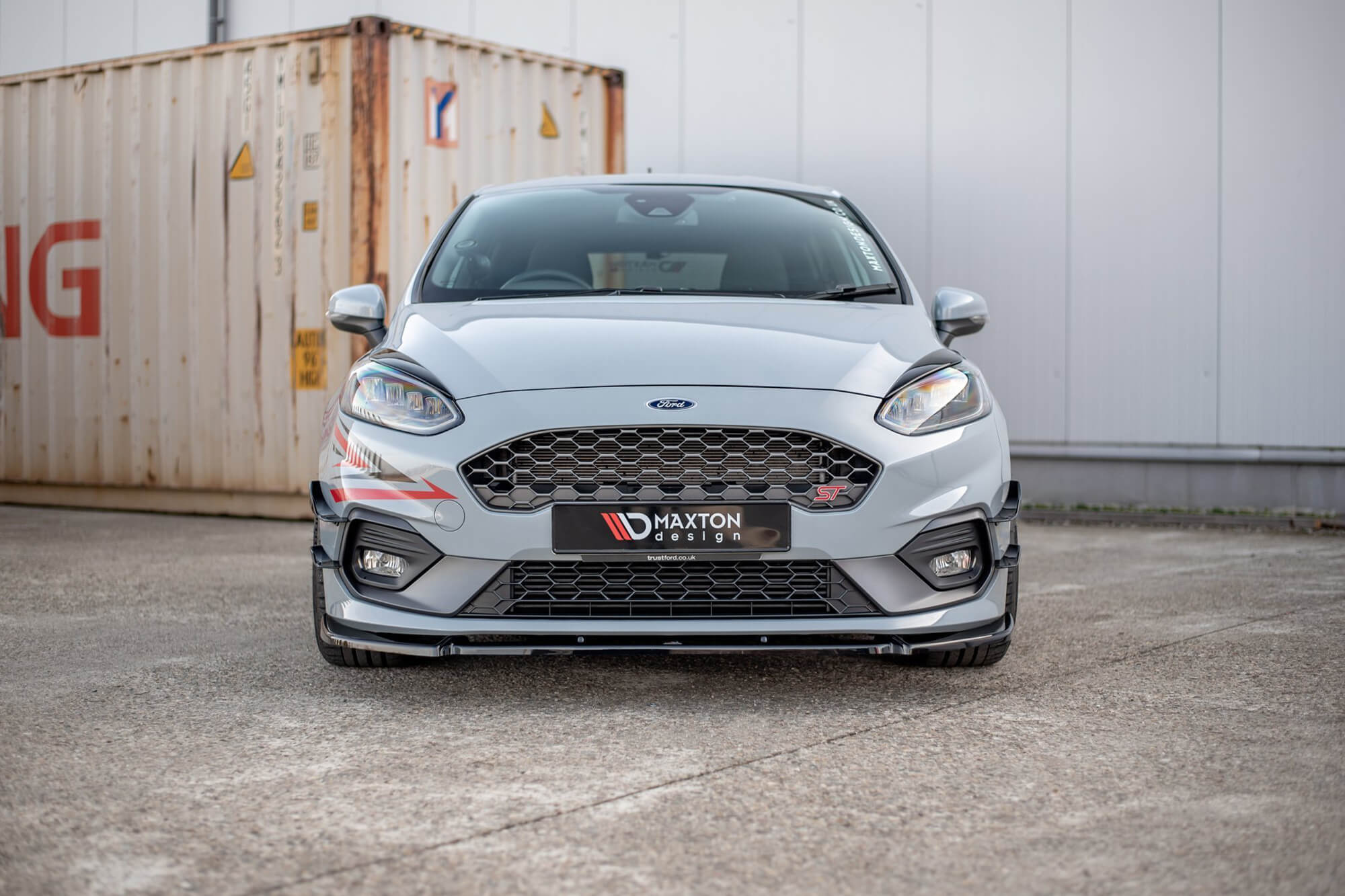 Спојлер  Maxton Design верзија 7 за преден  ST браник на Ford Fiesta по 2017 година, црн мат