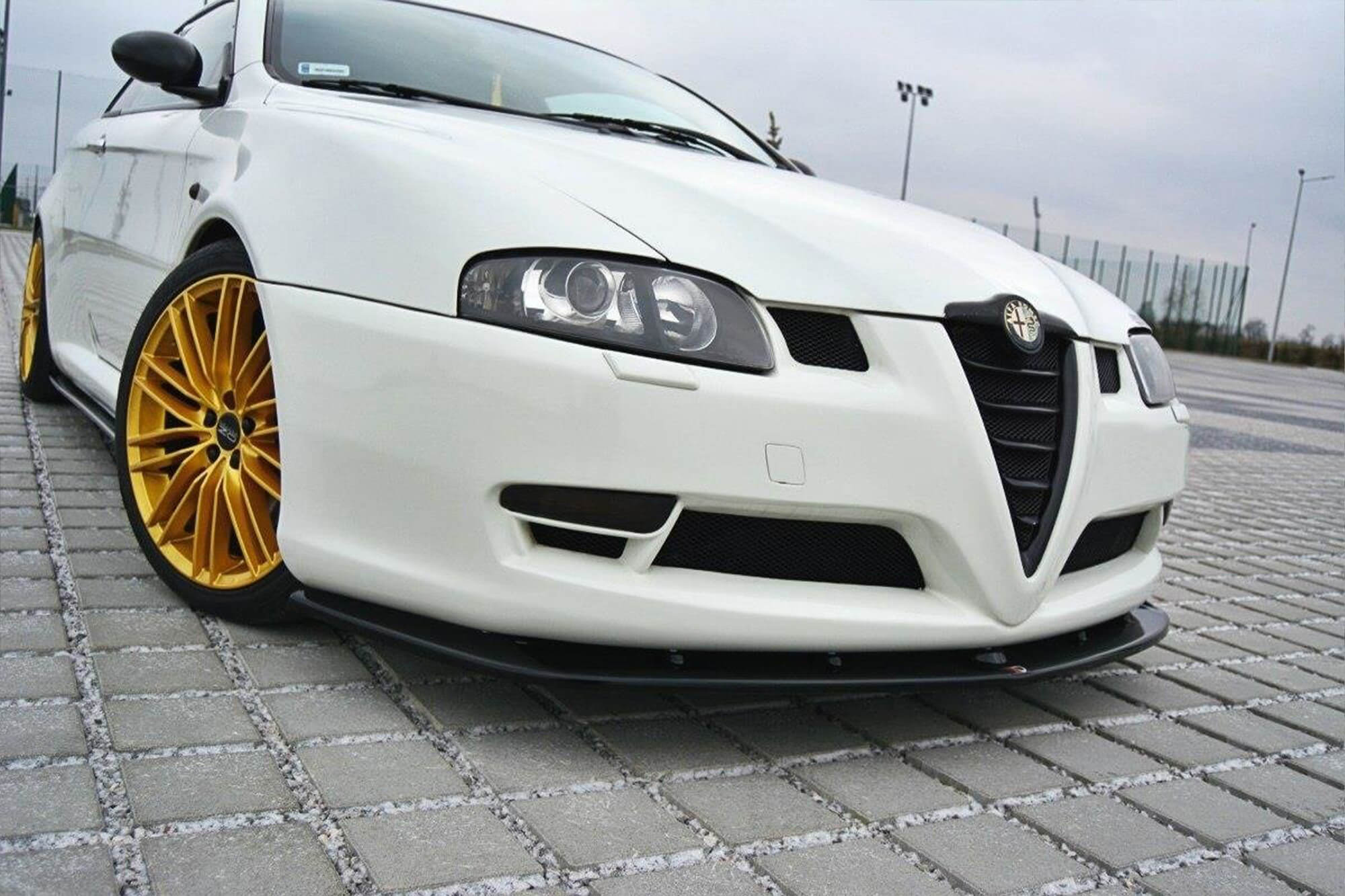 Спојлер  Maxton Design верзија 1 за преден  браник на Alfa Romeo GT 2004-2010, црн лак