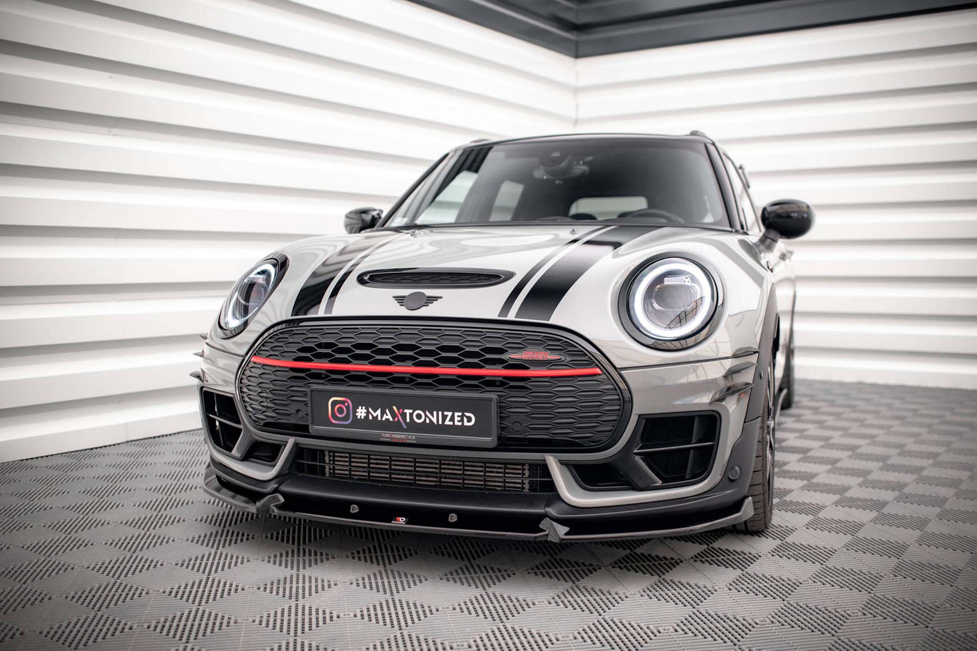 Спојлер  Maxton Design верзија 3 за преден  браник на Mini Cooper Clubman John Cooper Works F54 2015-2019,црн лак