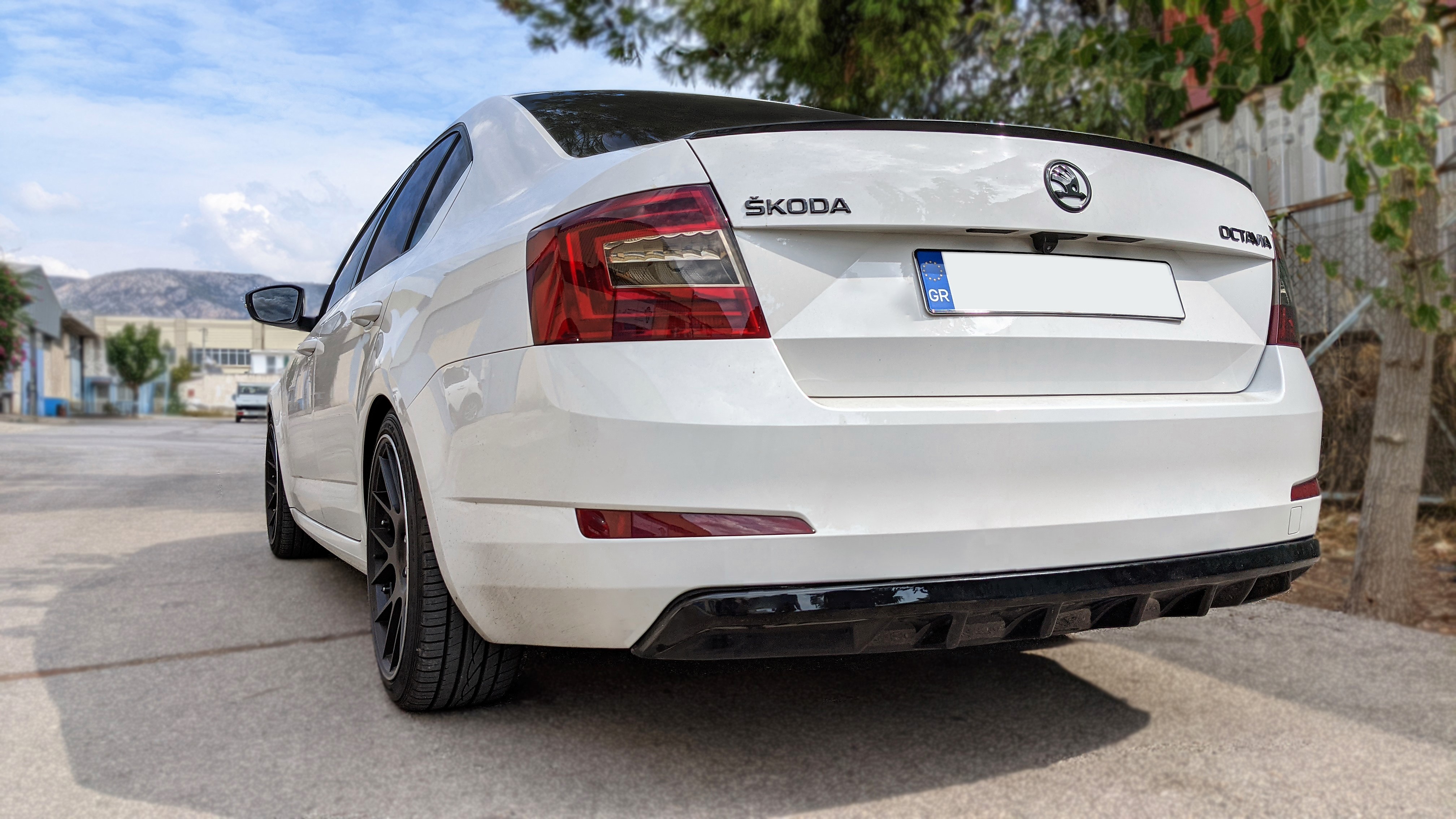 Дифузер  Motordrome Design за заден браник на Skoda Octavia Mk3 2013-2017