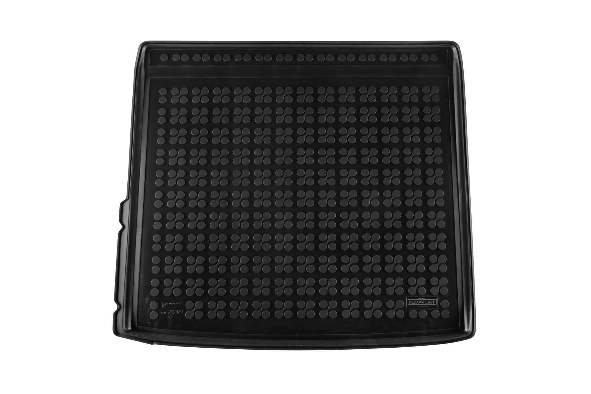 Гумена патосница за багажник Rezaw-Plast за BMW X2 U10 по 2023 година во горна положба на багажникот