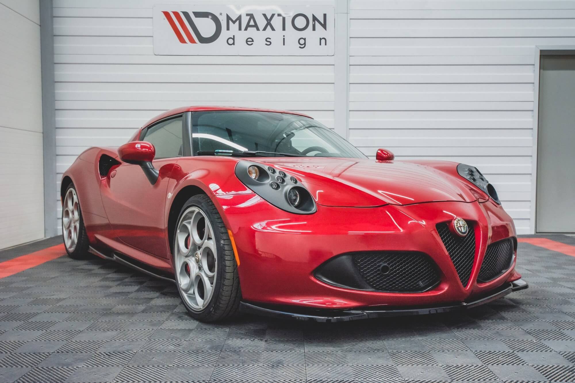 Спојлер  Maxton Design за преден  браник на Alfa Romeo 4C 2013-2017, црн лак