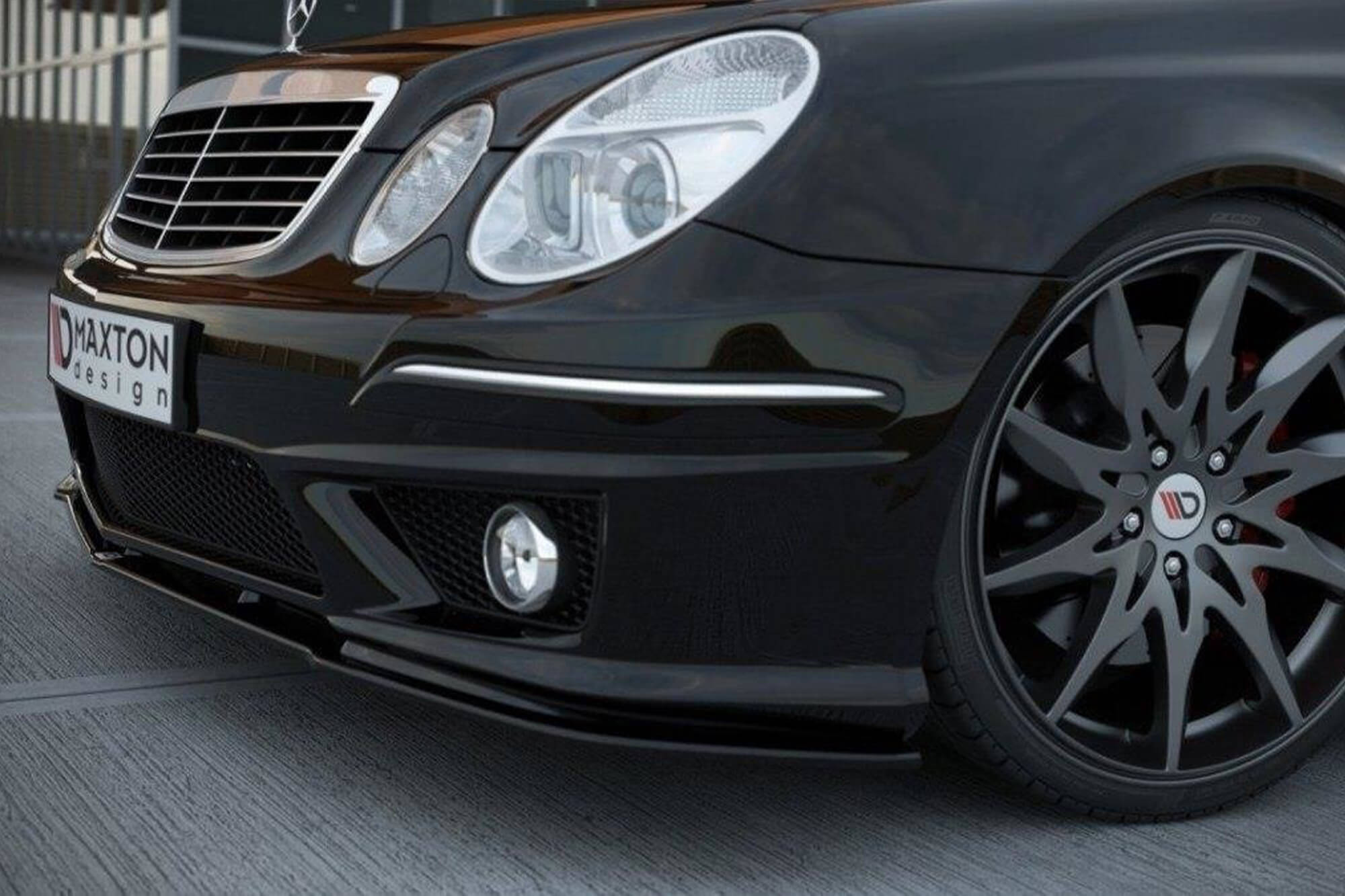 Спојлер  Maxton Design за преден  AMG браник на Mercedes E класа W211 2006-2009, боја карбон