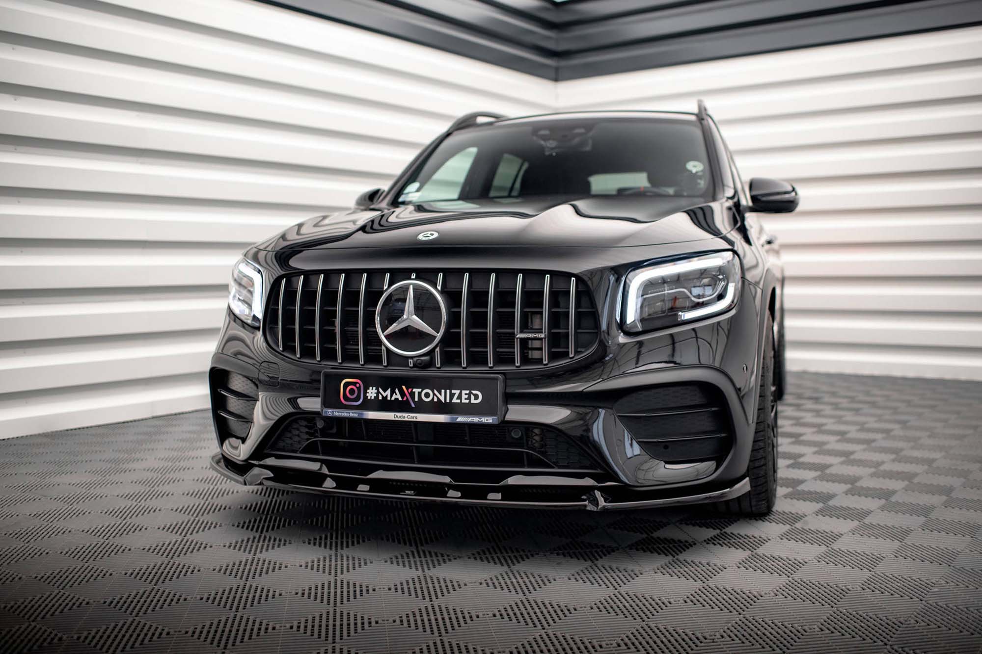 Спојлер  Maxton Design верзија 1 за преден  AMG браник на Mercedes GLB 35 X247 по 2019 година, црн мат