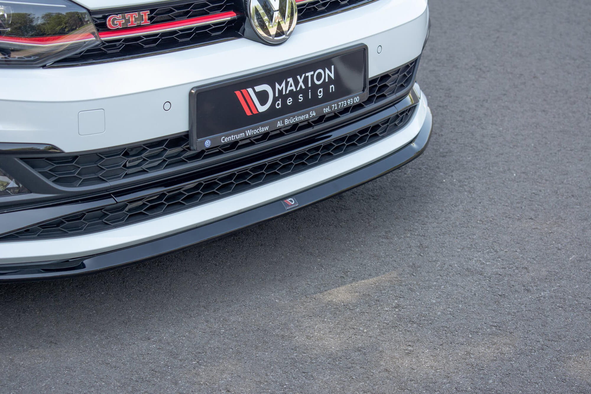 Спојлер  Mаxton Design верзија 3 за преден  GTI браник на VW Polo 6 по 2017 година, црн лак