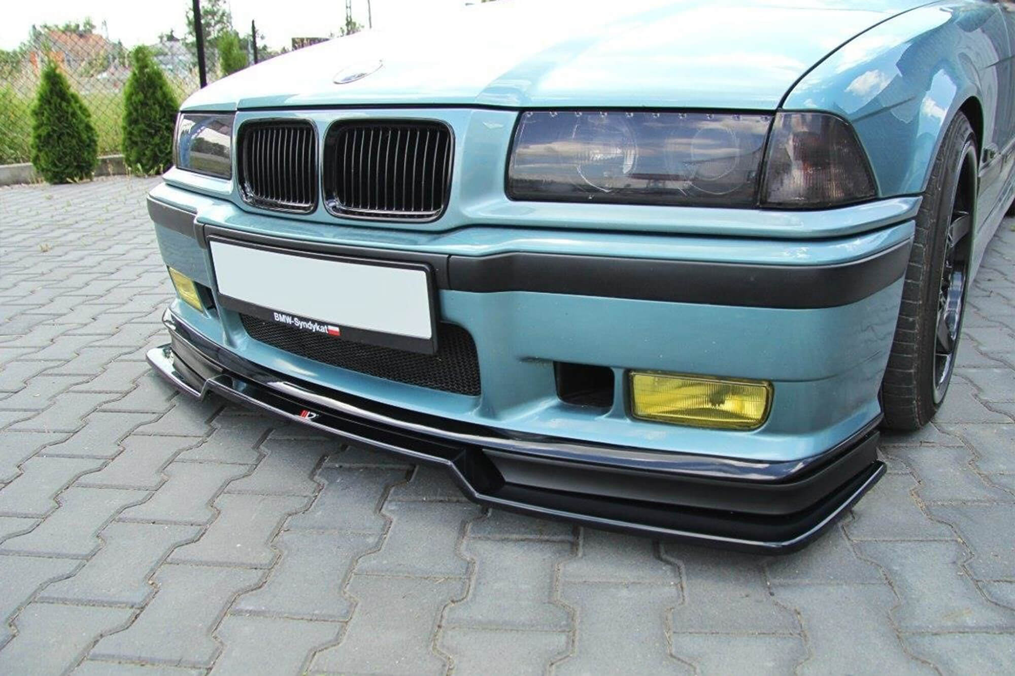 Спојлер  Maxton Design верзија 2 за преден  M3 браник на BMW серија 3 E36 1992-1999, црн лак