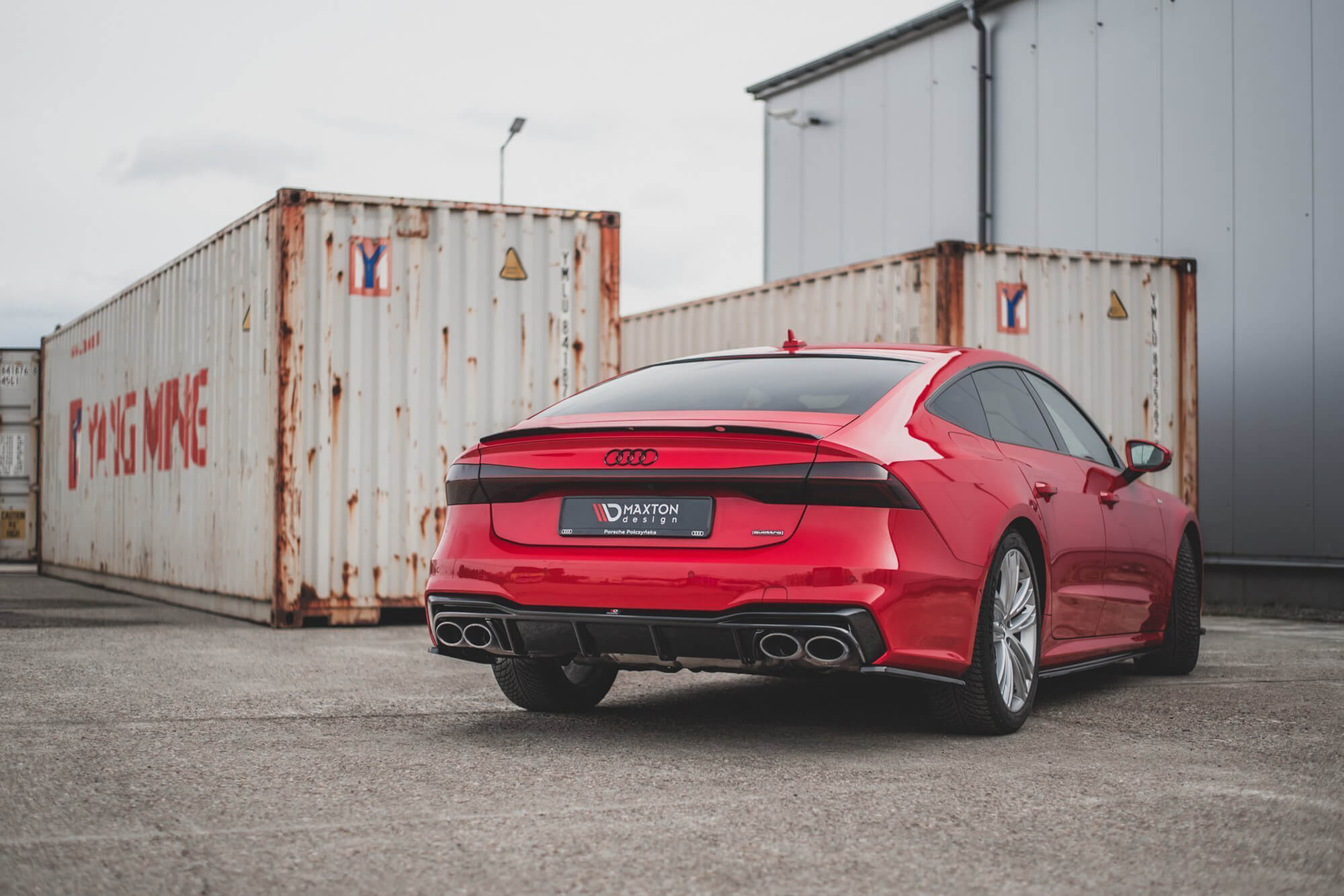 Дифузер  Maxton Design за заден S-Line браник на Audi A7 C8 по 2017 година, црн мат