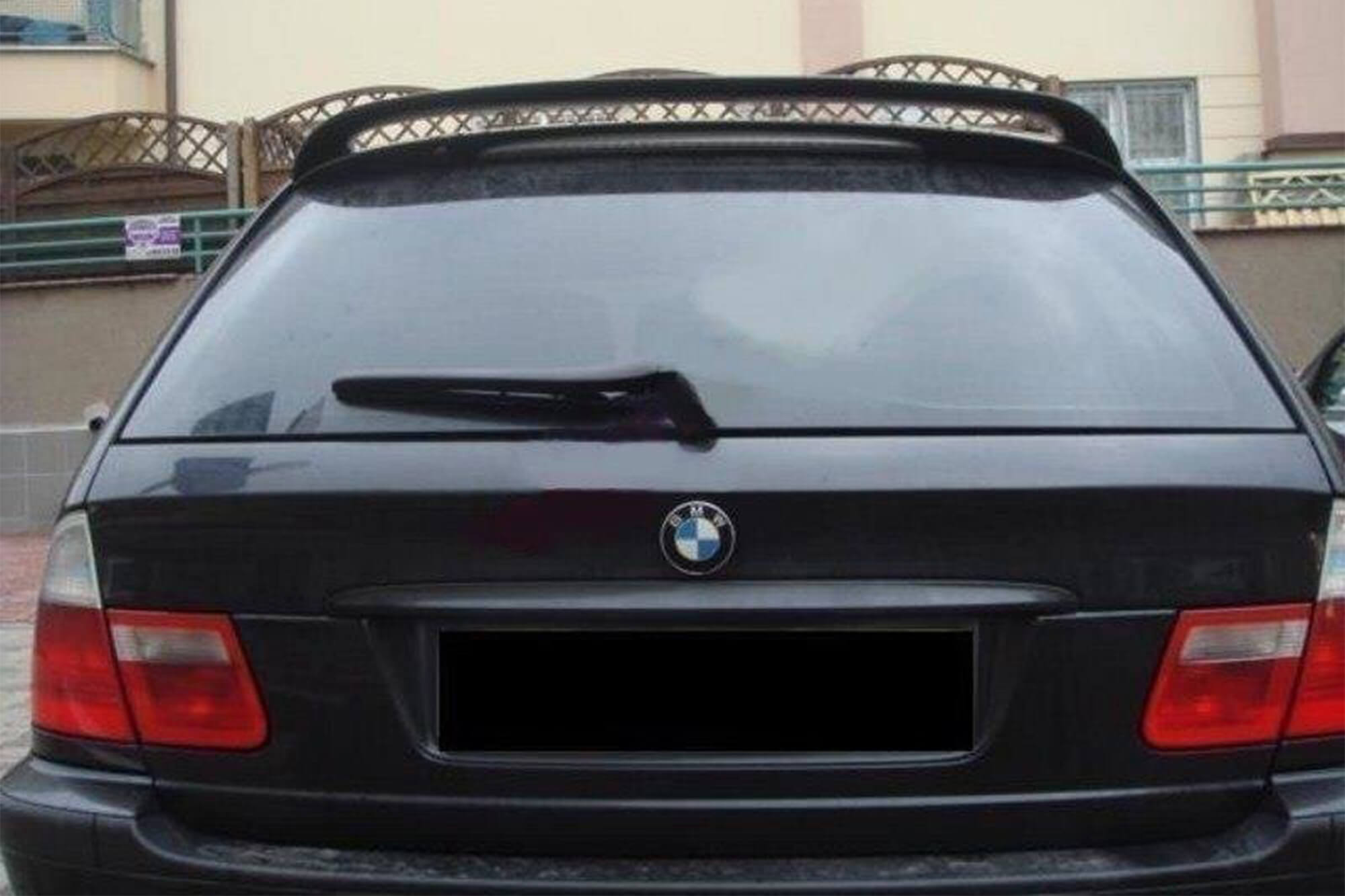 Спојлер  Maxton Design за багажник за BMW серија 3 E46 караван 1998-2007, црн мат