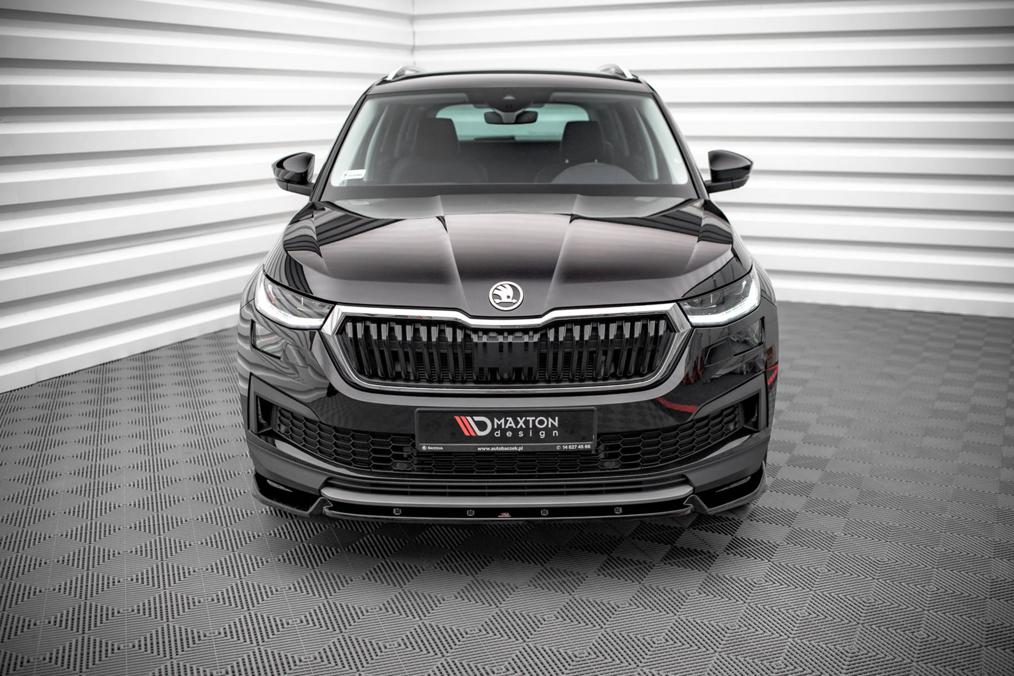 Спојлер  Maxton Design верзија 1 за преден  стандарден  браник на Skoda Kadiaq по 2019 година, црн мат