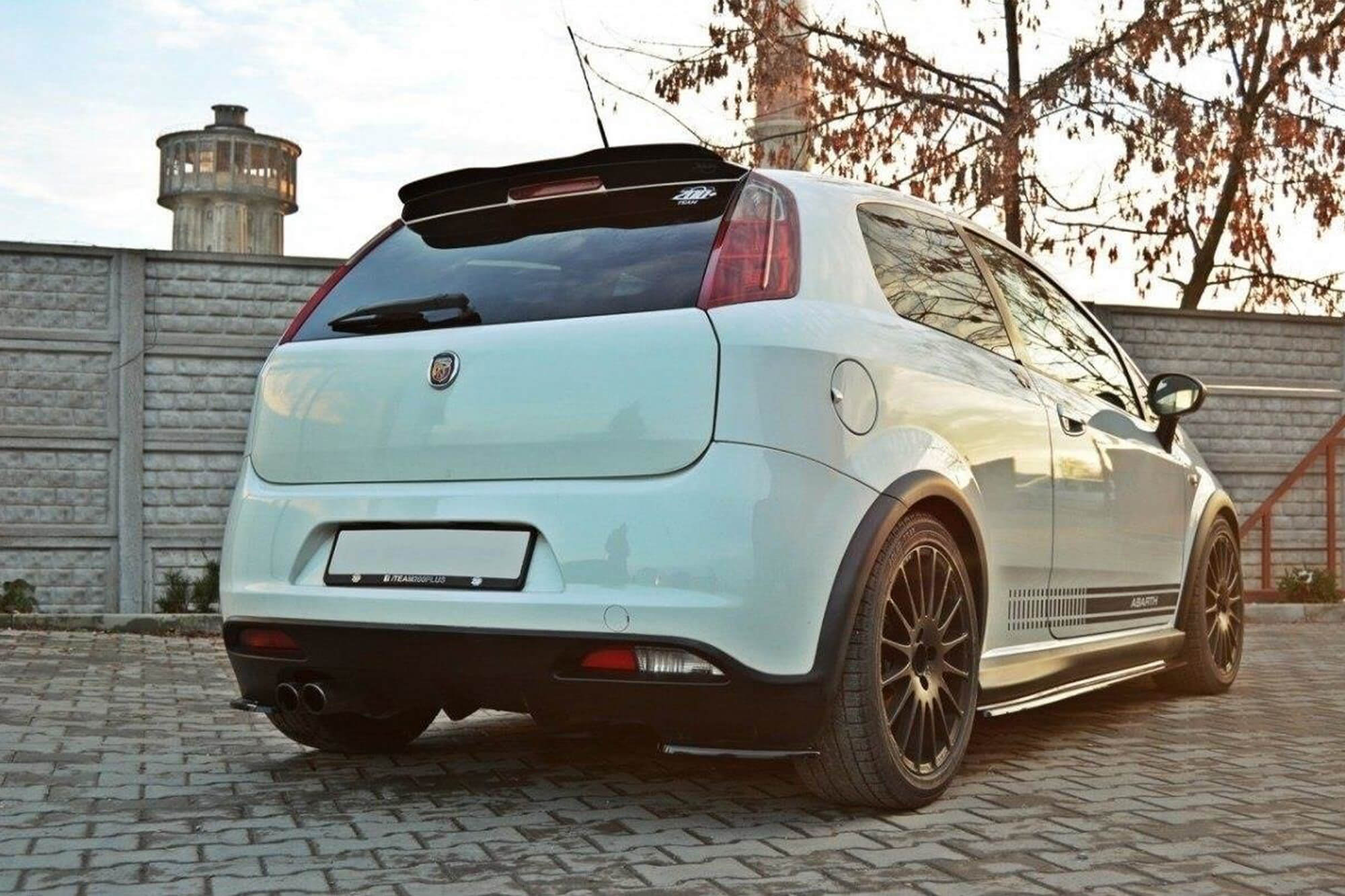 Спојлер  Maxton Design за багажник на Fiat Grande Punto Abarth 2007-2010, боја карбон