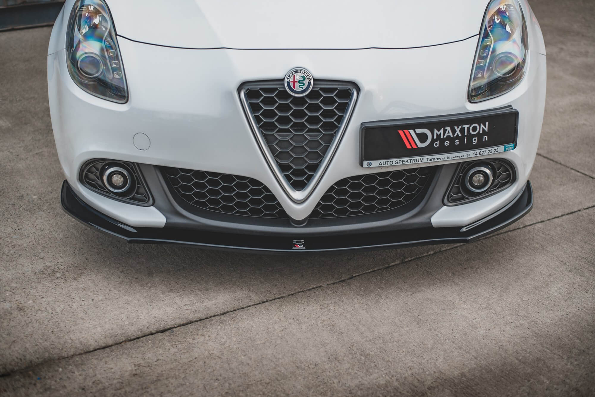 Спојлер  Maxton Design верзија 1 за преден  браник на Alfa Romeo Giulietta 2016-2020, црн мат