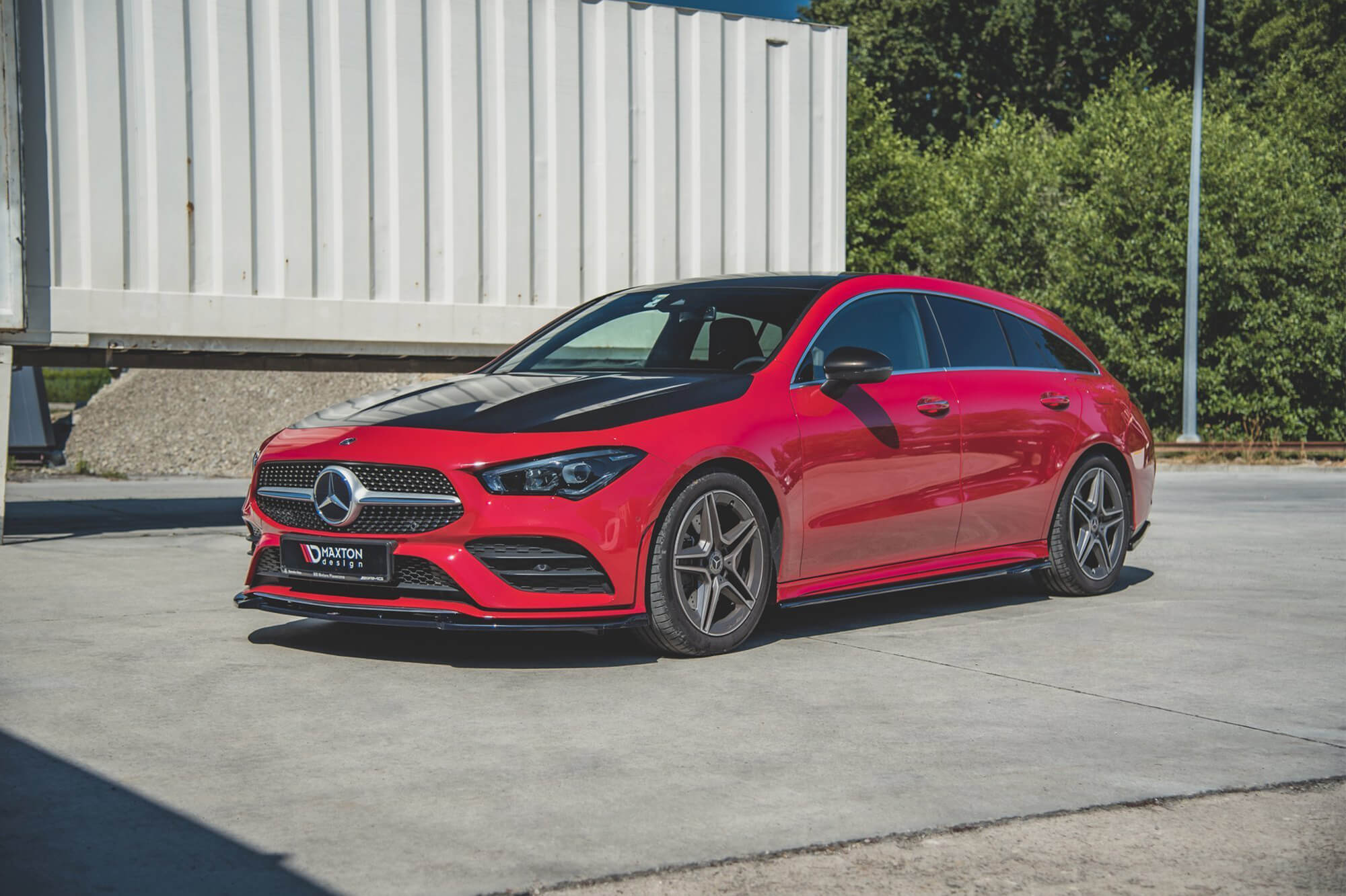 Додатоци  Maxton Design тип AMG за прагови на Mercedes CLA купе C118, CLA караван X118 по 2019 година, боја карбон