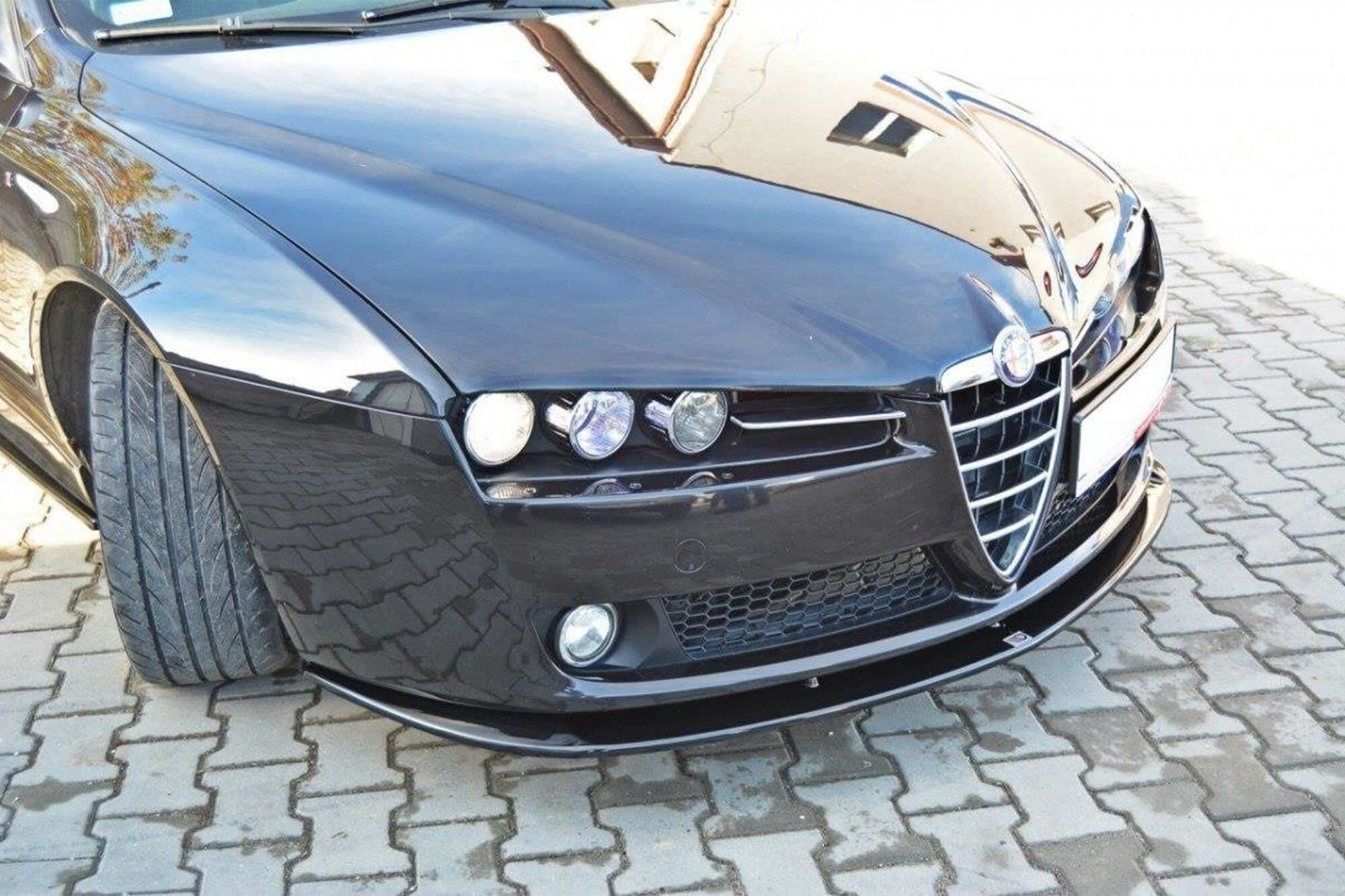 Спојлер  Maxton Design верзија 2 за стандарден  преден  браник на Alfa Romeo 159 2005-2011, боја карбон