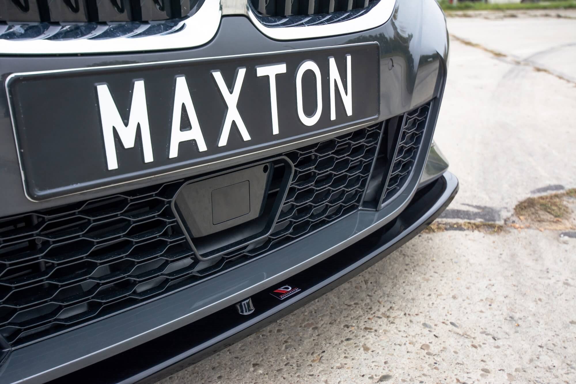 Спојлер  Maxton Design верзија 3 за преден  M Technik браник на BMW серија 3 G20 по 2019 година, црн лак