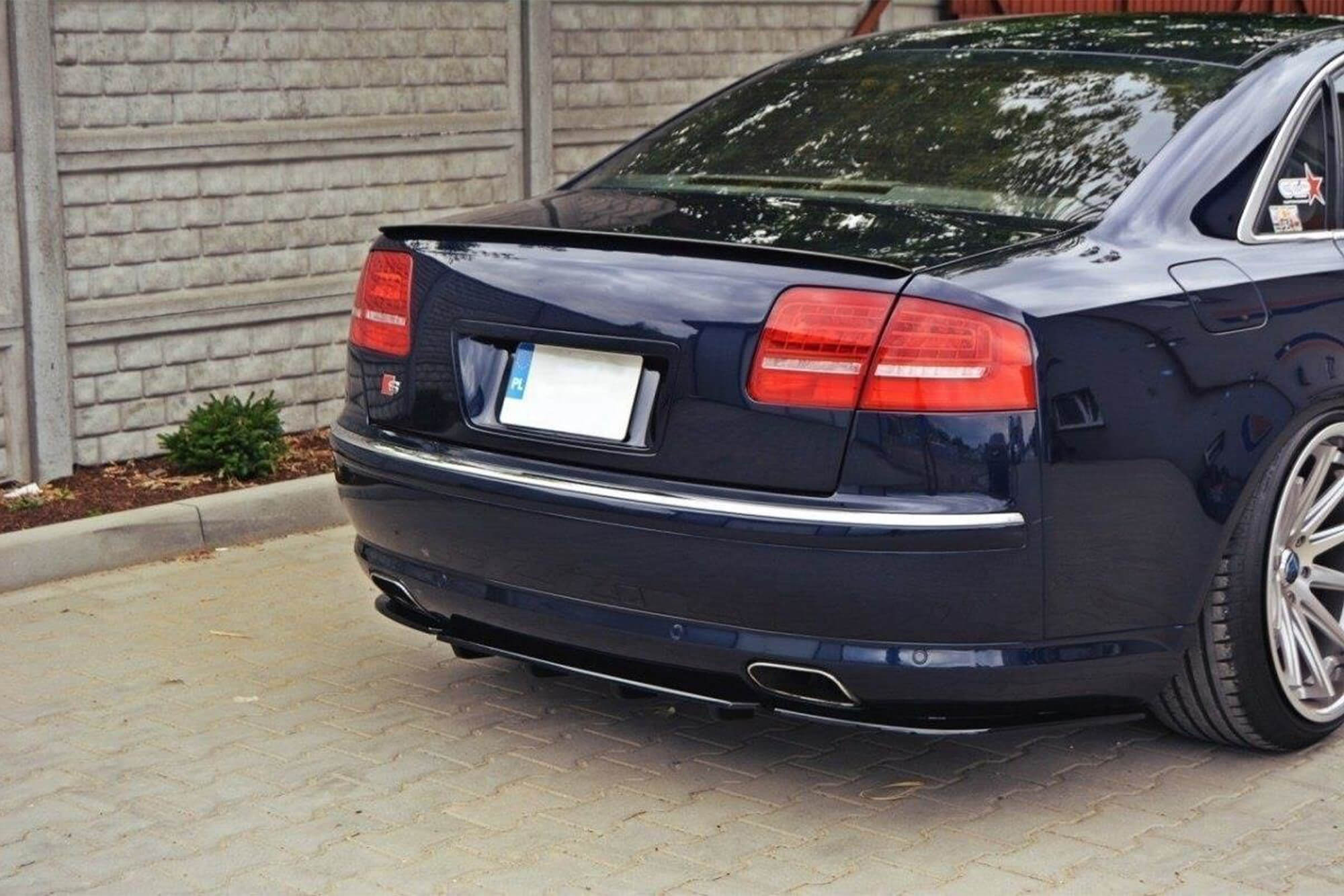 Странични додатоци  Maxton Design за заден S8 браник на Audi A8 D3 2006-2010, боја карбон