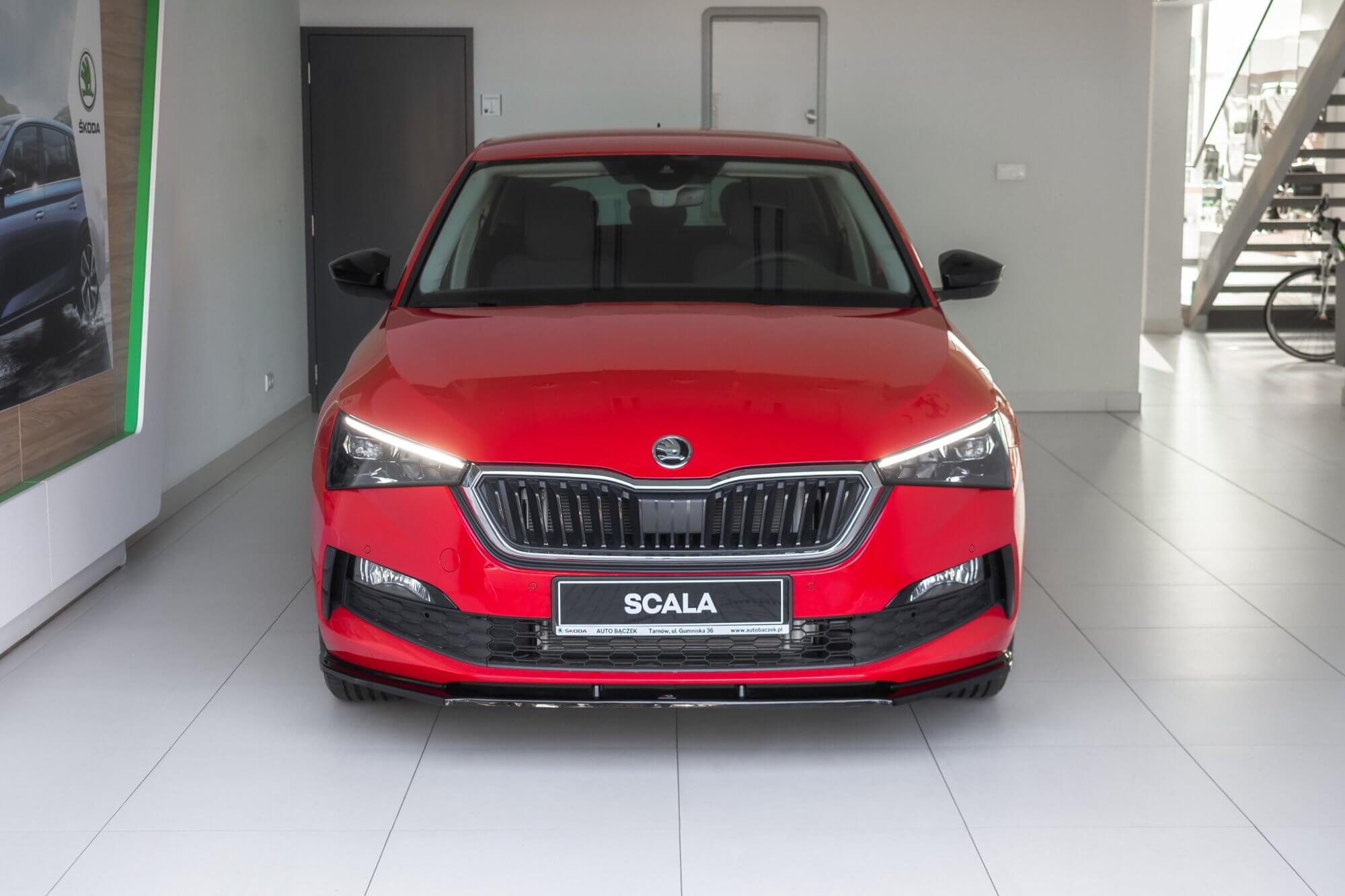 Спојлер  Maxton Design верзија 1 за преден  браник на Skoda Scala по 2019 година, црн лак