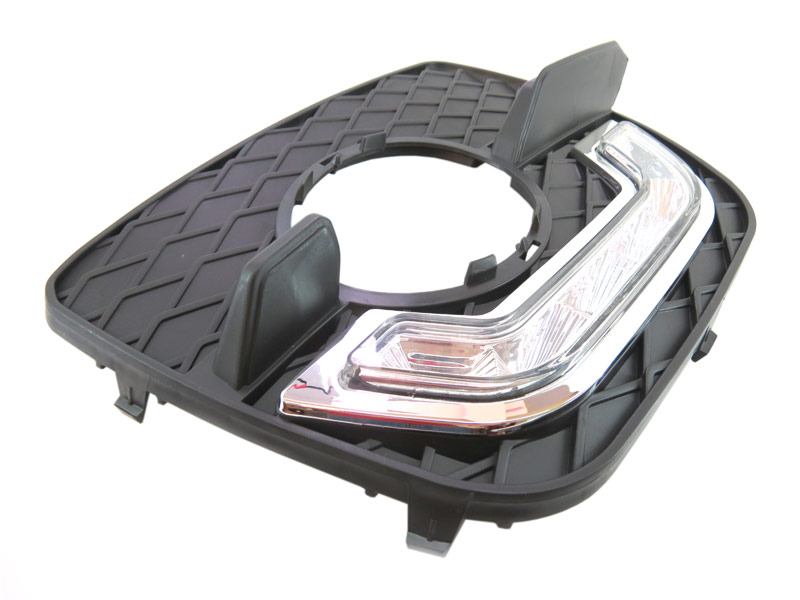 Специфични дневни светла за BMW X6 E71 2008-2012 со стандартен преден браник