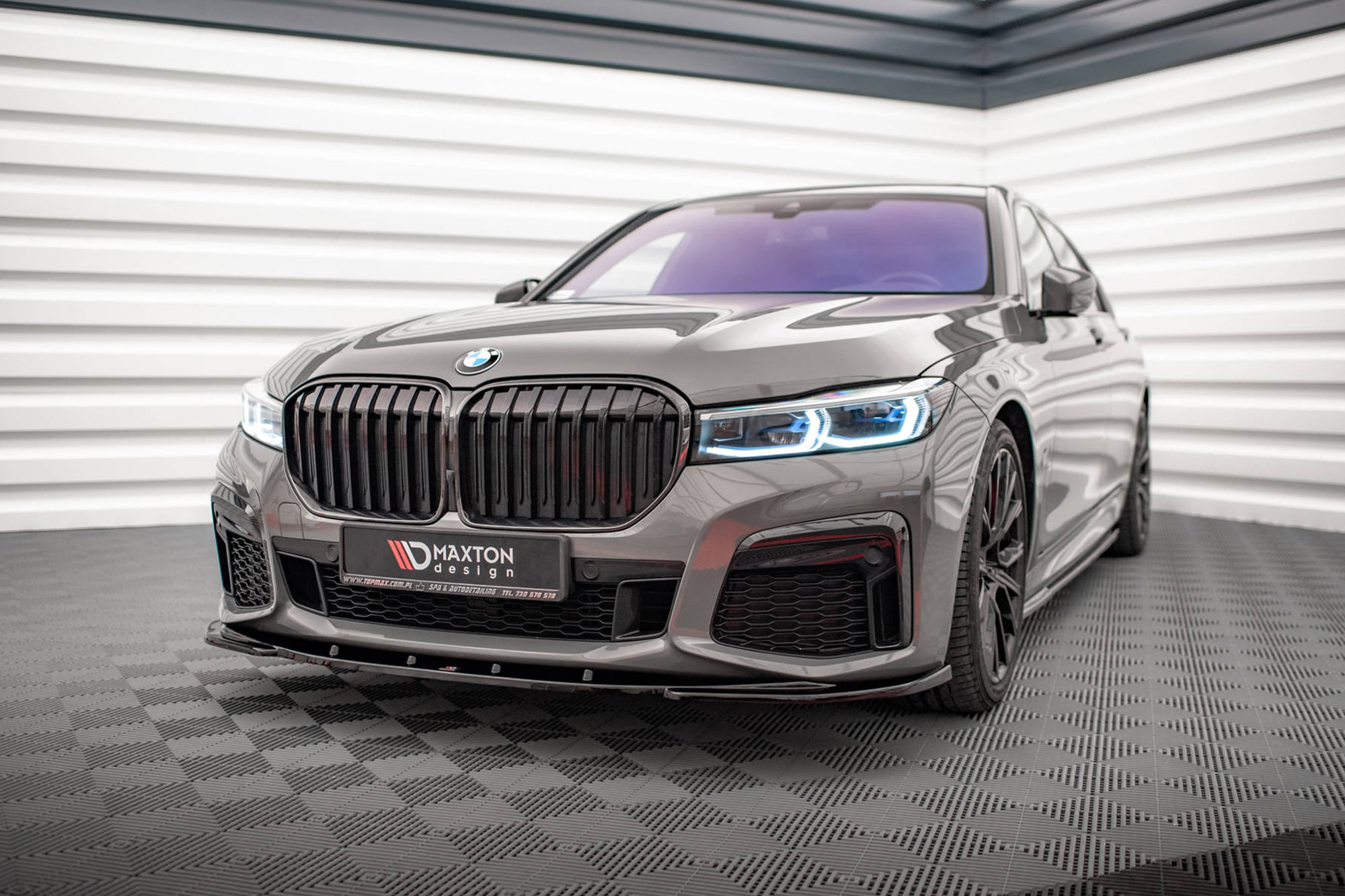 Спојлер  Maxton Design верзија 1 за преден  M браник на BMW 7 G11 по 2019 година, црн лак