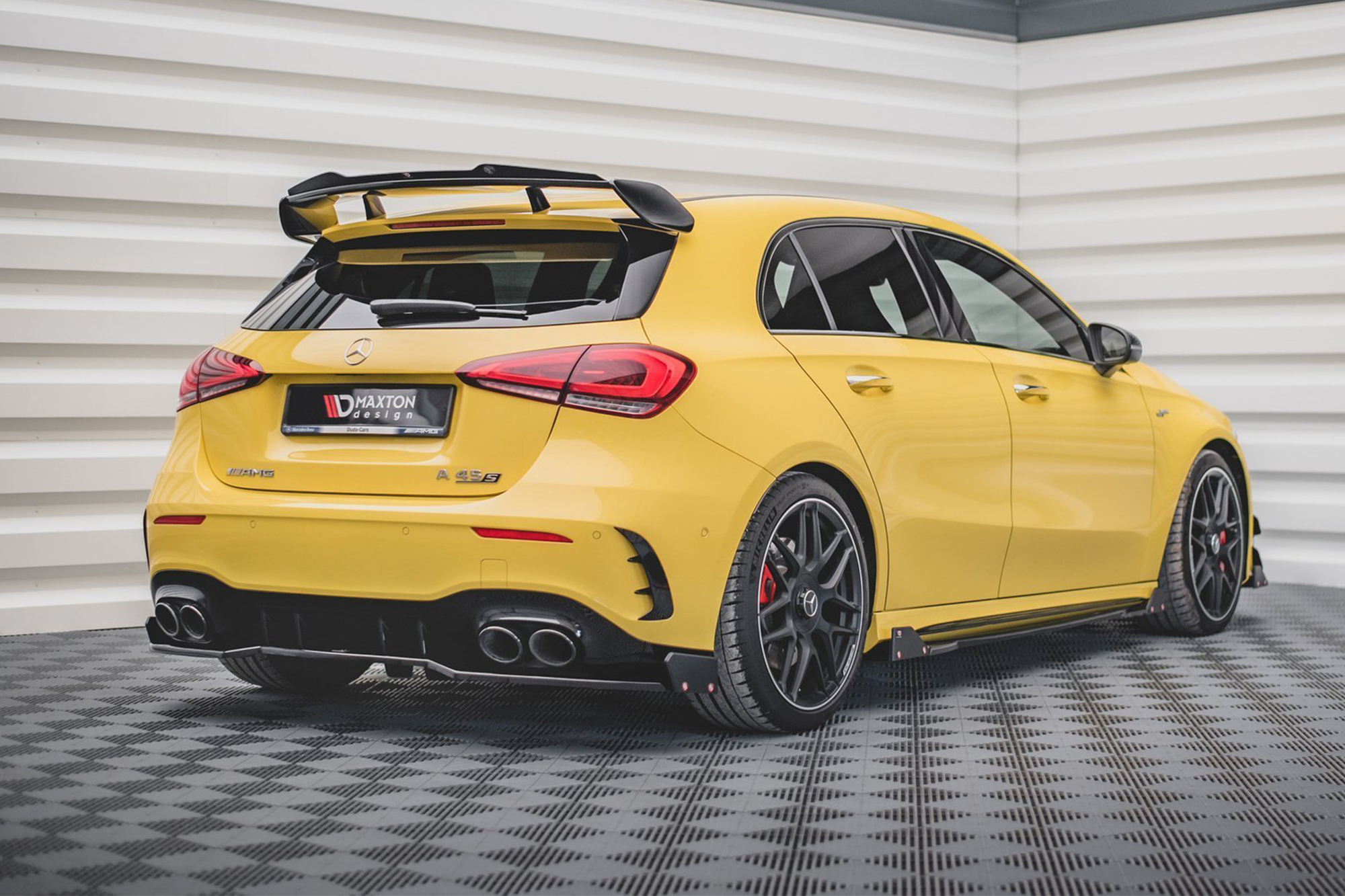 Спојлер  Maxton Design за заден AMG браник на Mercedes A класа W177 A45S по 2019 година, боја карбон