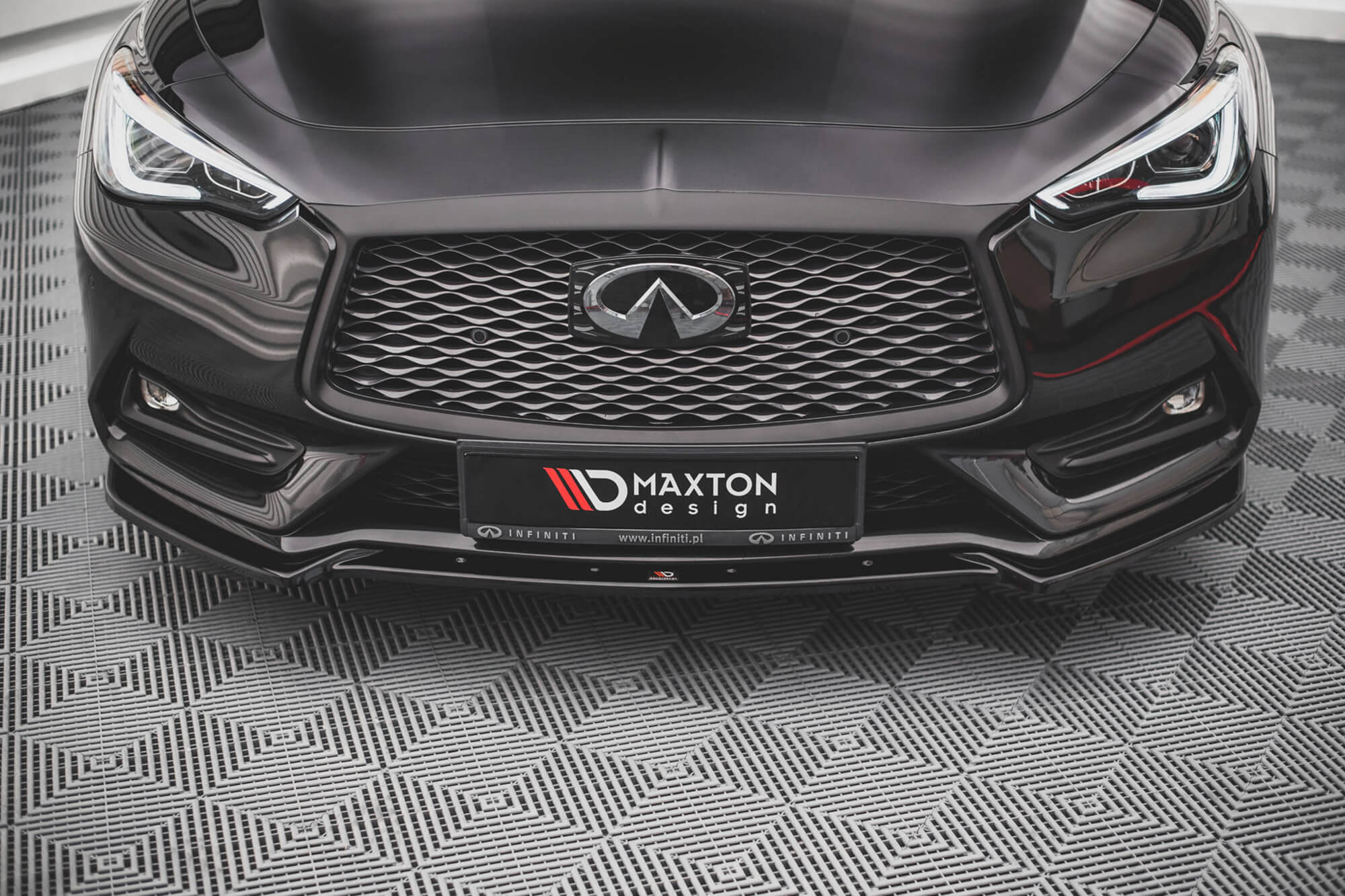 Спојлер  Maxton Design за преден  браник на Infiniti Q60 S по 2017 година, боја карбон