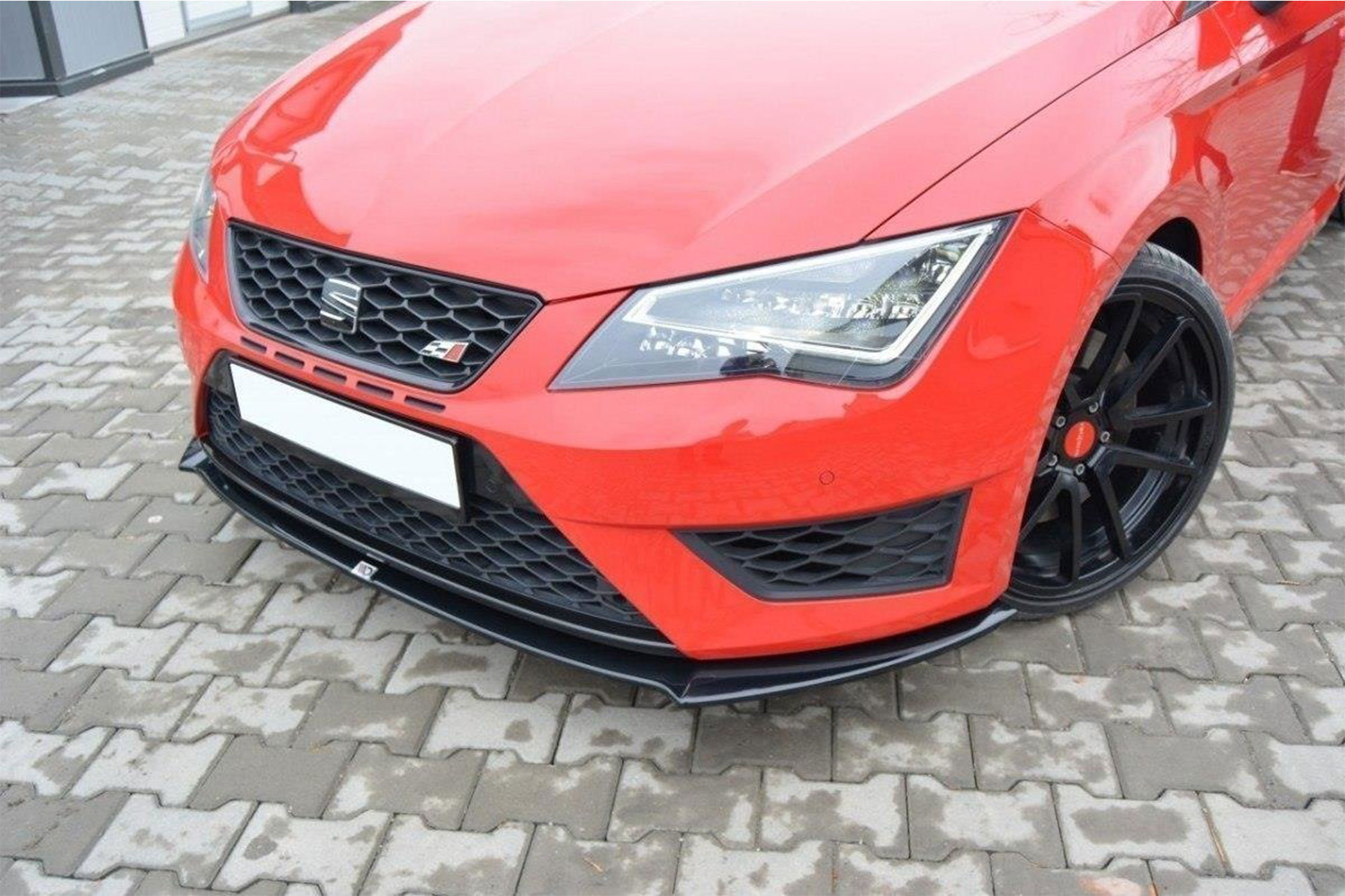 Спојлер Maxton Design за преден тунинг браник за SEAT Leon III Cupra, FR 2012-2016, црн мат