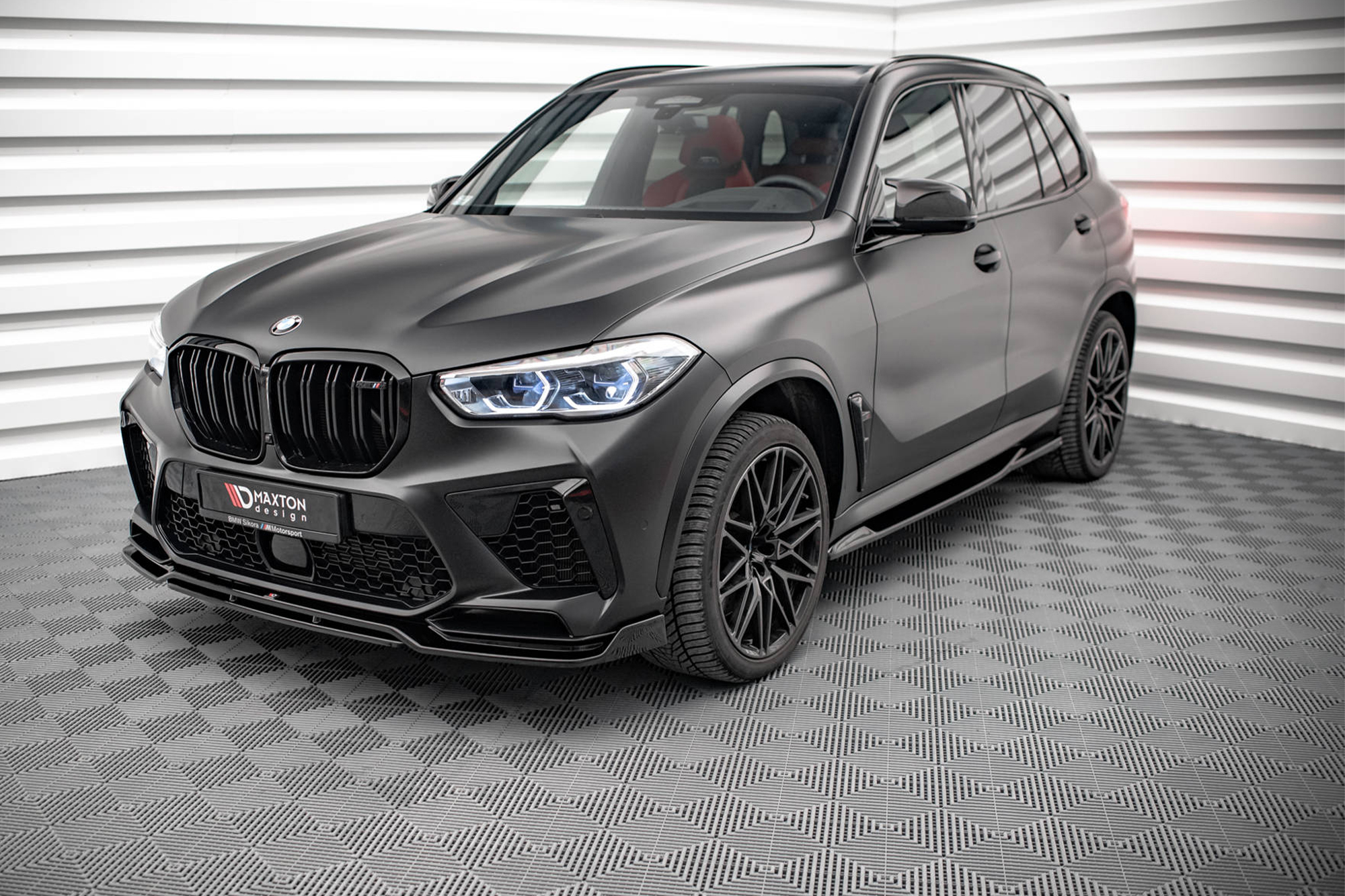 Додатоци  Maxton Design за прагови на BMW X5M F95 по 2018 година, боја карбон