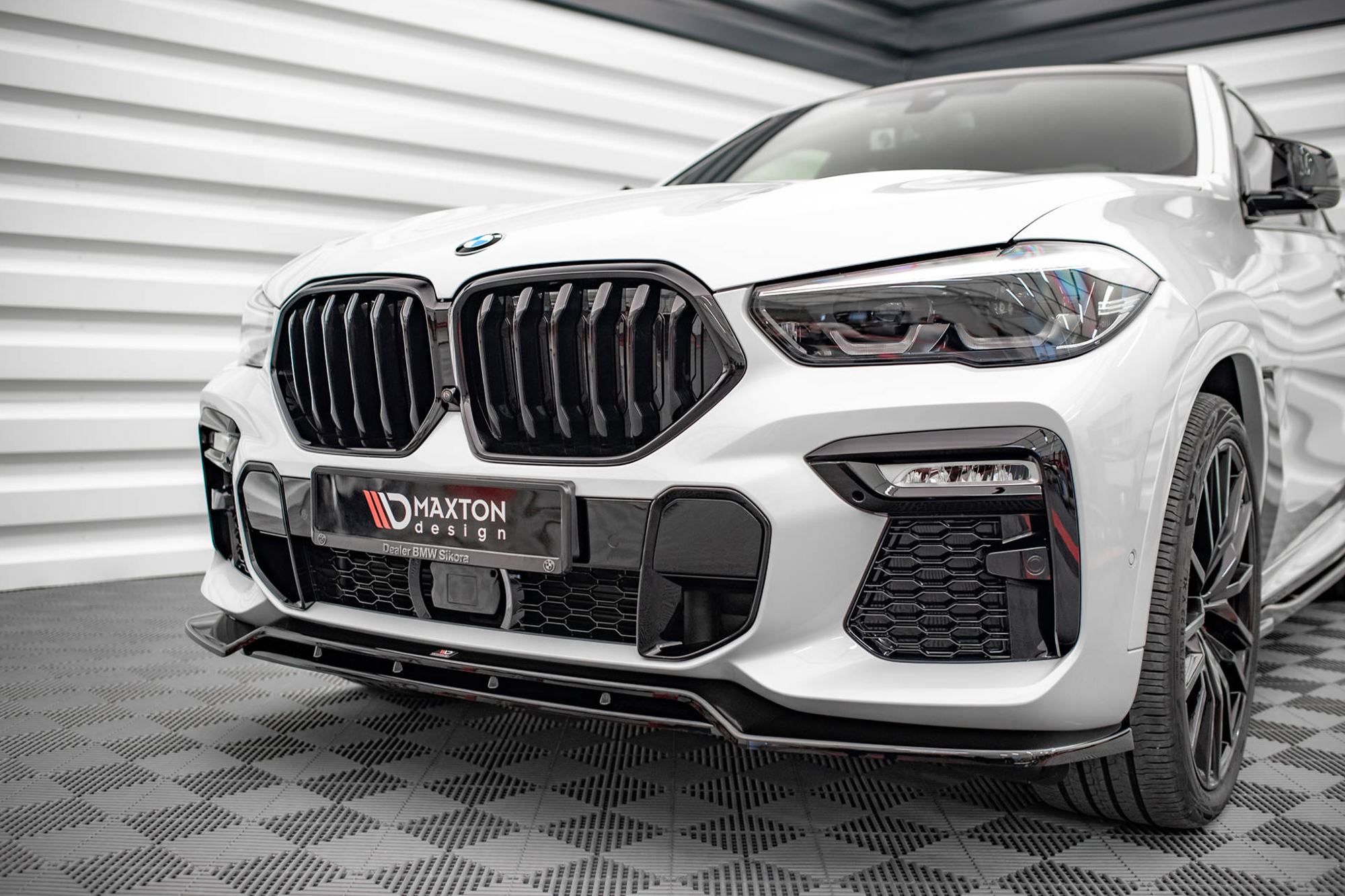 Спојлер  Maxton Design верзија 2 за преден  M браник на BMW X6 G06 по 2019 година, црн мат