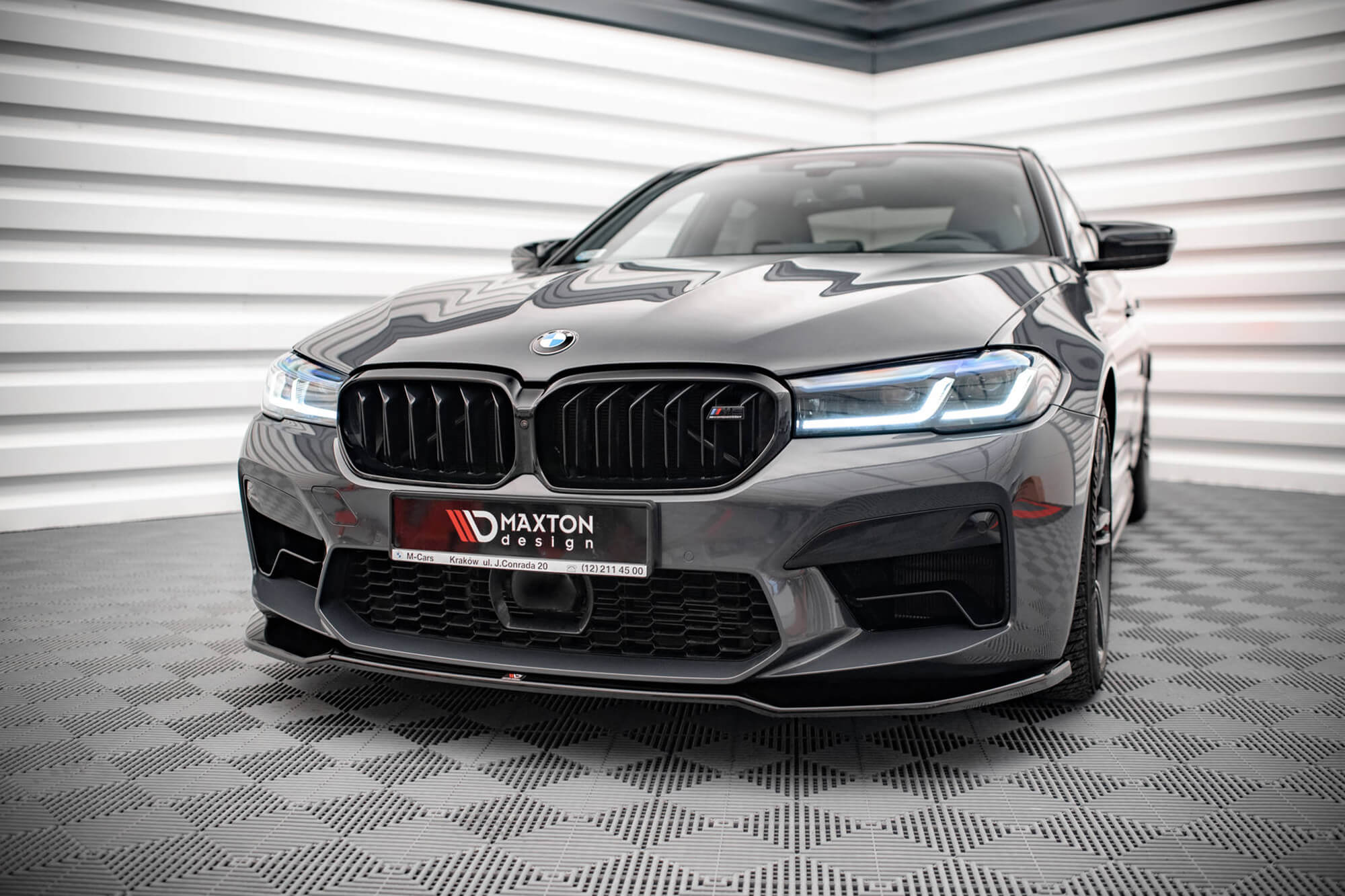 Спојлер  Maxton Design верзија 2 за преден  браник на BMW M5 F90 по 2020 година, црн мат