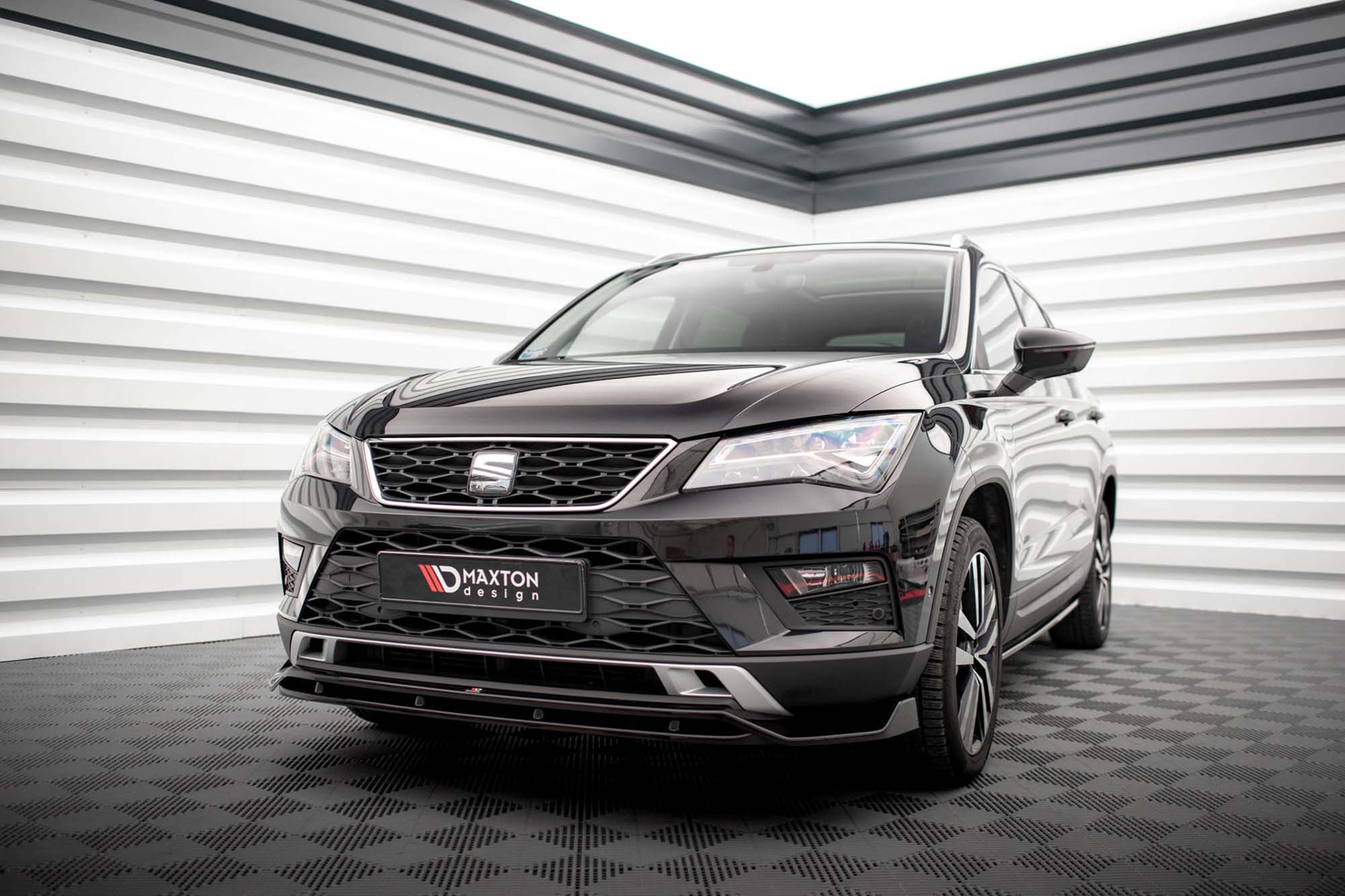 Спојлер  Maxton Design за преден  браник на Seat Ateca MK1 2016-2020, црн лак