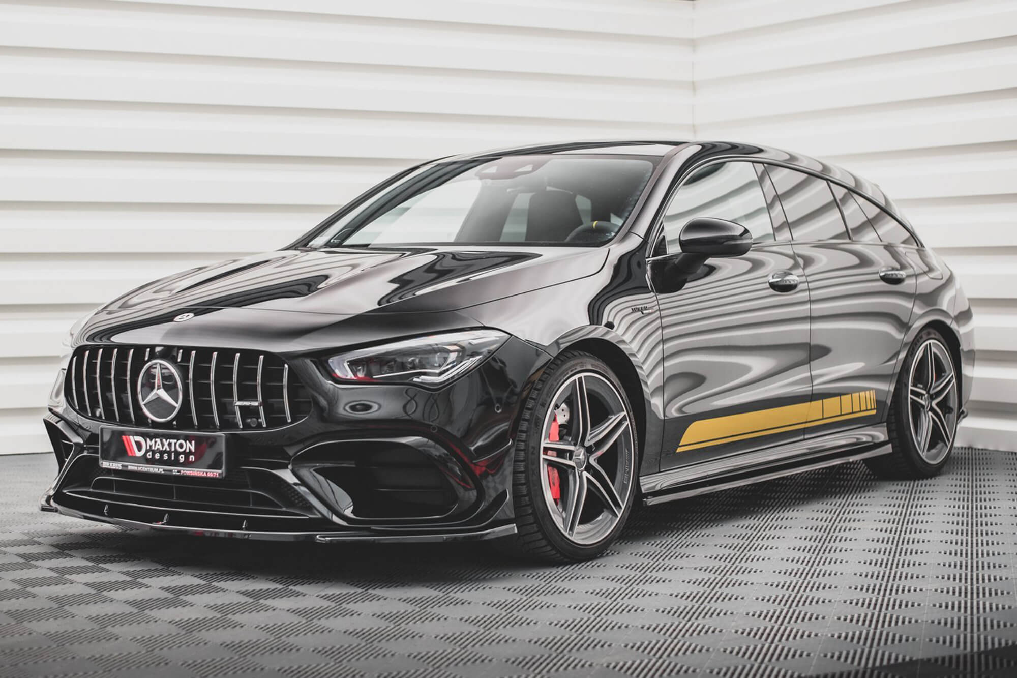 Спојлер  Maxton Design верзија 1 за преден  AMG браник на Mercedes CLA45 Aero C118 по 2019 година, црн мат