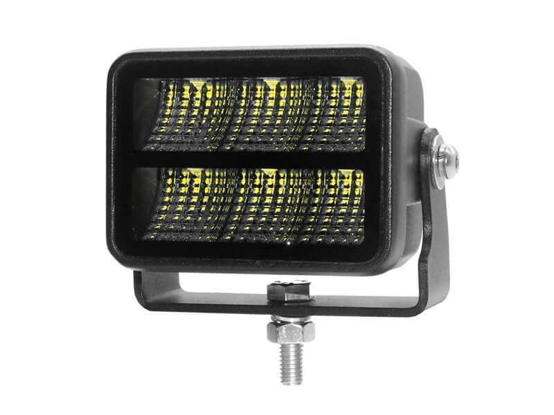 LED бар M-tech Black Series Work Light со 6 диода 10-32V DC, 30W, 5700K, 2520lm, 85x62x74mm, 1 број