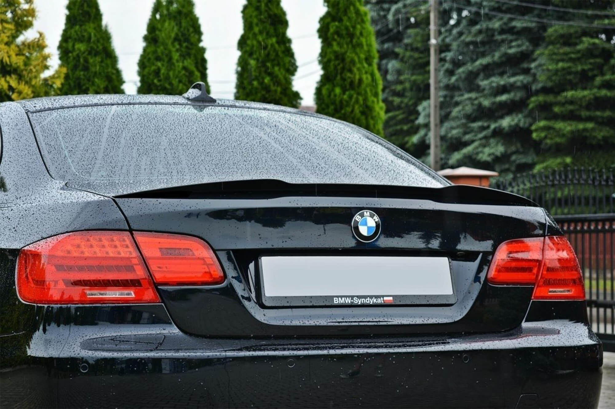 Спојлер  Maxton Design за багажник за BMW серија 3 E92 2006-2013, боја карбон