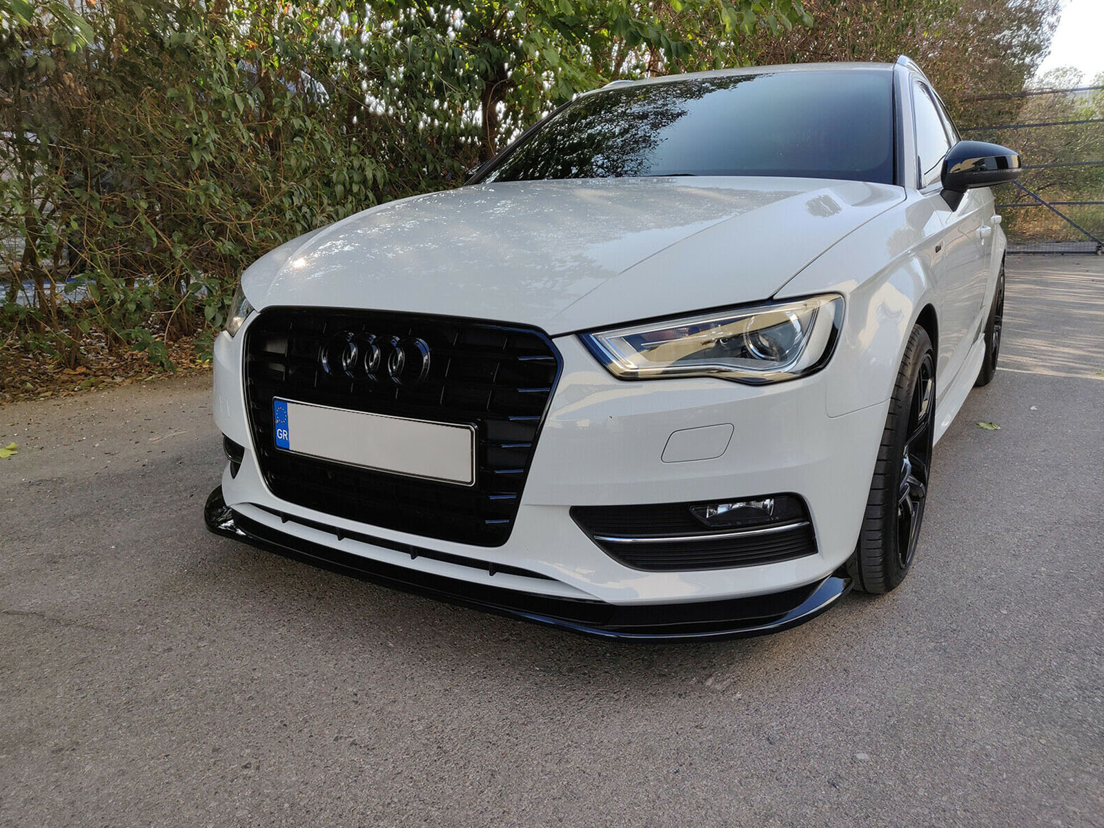 Спојлер  Motordrome Design за преден  браник на Audi A3 8V Sportback 2013-2016