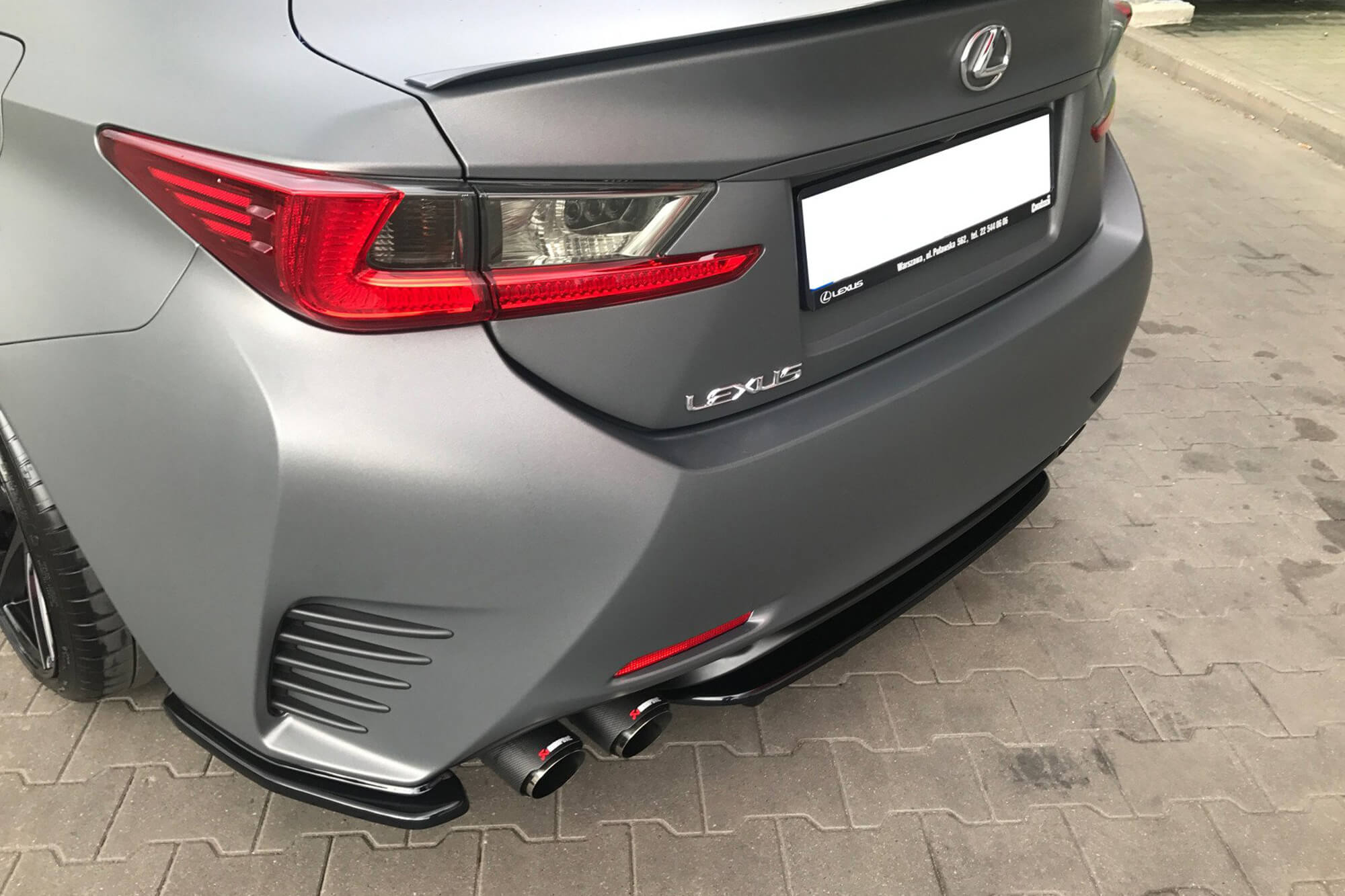 Странични додатоци  Maxton Design за заден браник на Lexus RC по 2014 година, црн мат