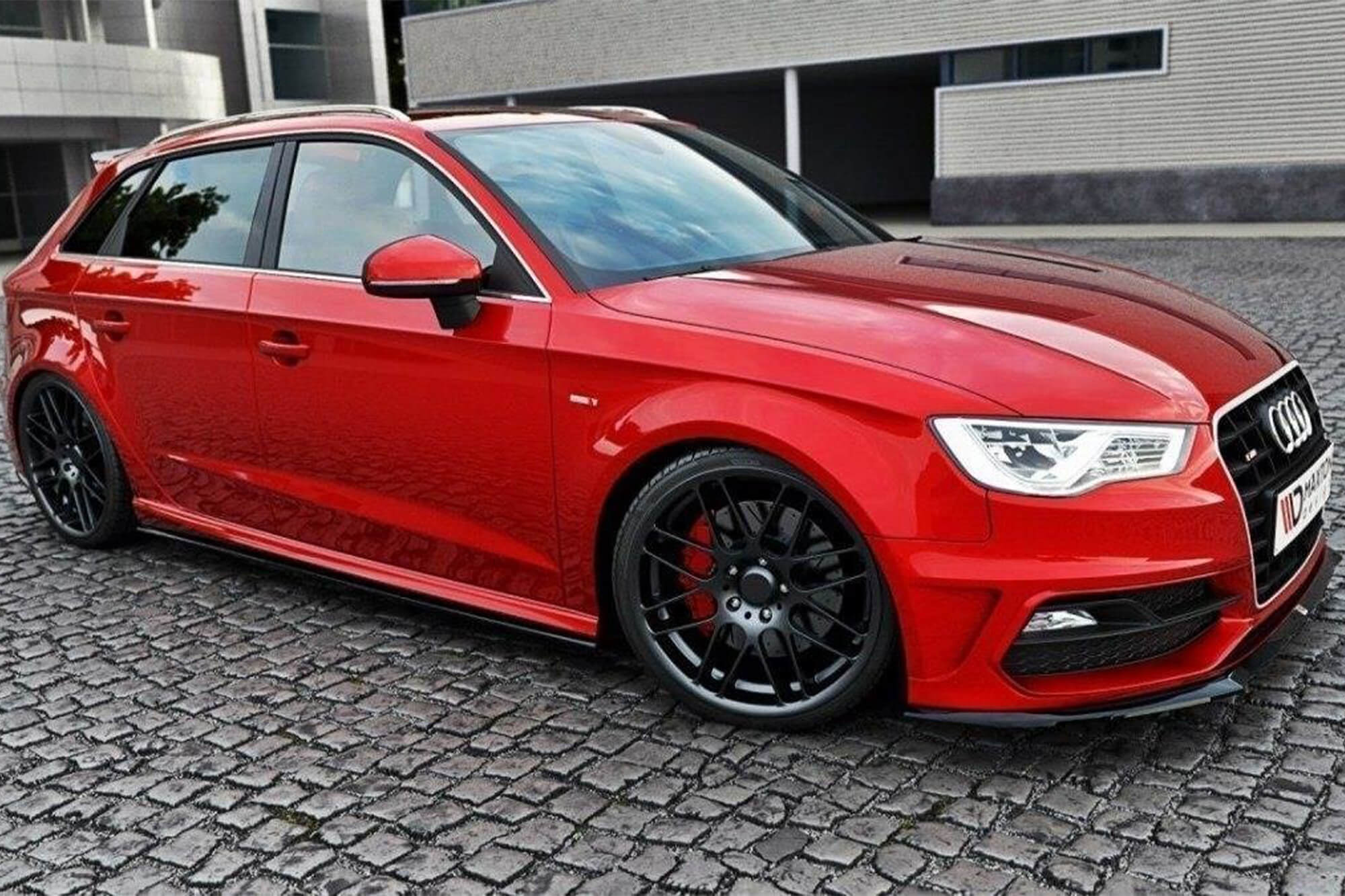 Додатоци  Maxton Design тип S3, S-Line за прагови на Audi A3 8V Sportback по 2013 година, црн мат